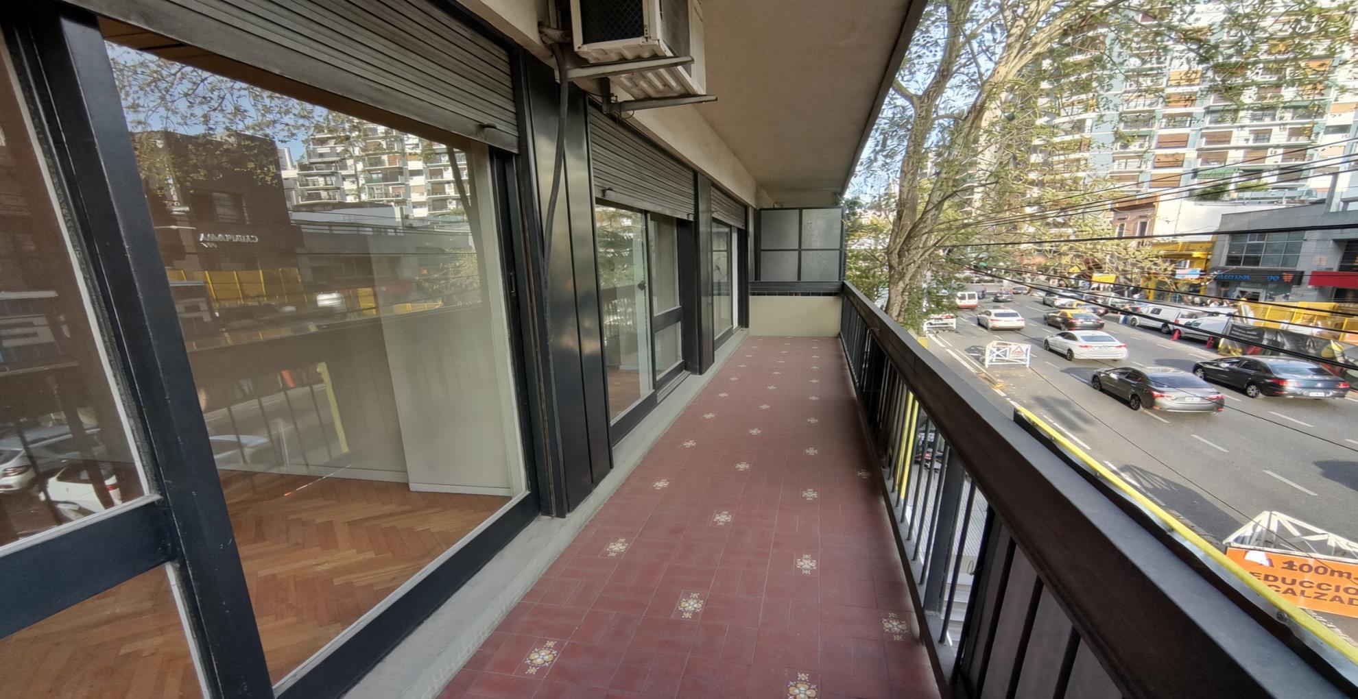 Departamento de 5 ambientes en Venta en Almagro