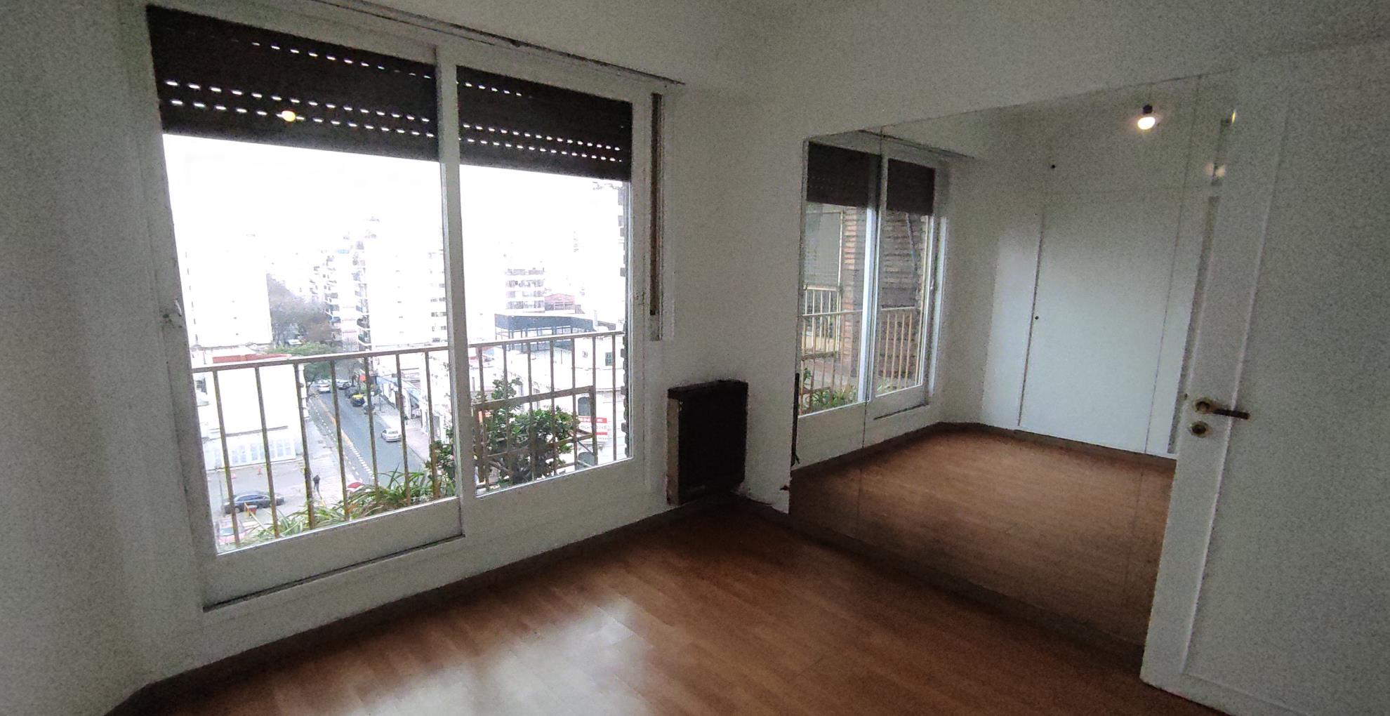 Departamento de 4 ambientes en Venta en Balvanera