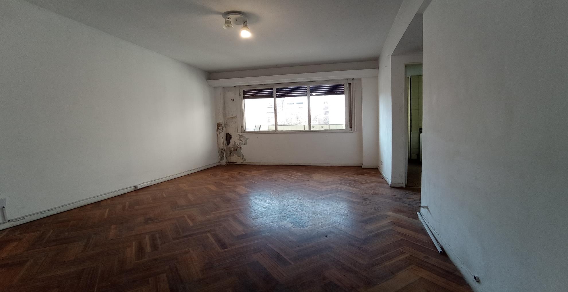Departamento de 3 ambientes en  Venta en Almagro. SARMIENTO al 3600. Imagen 1