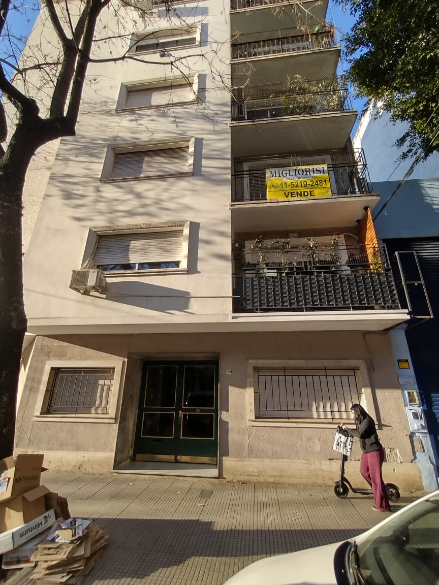 Departamento de 3 ambientes en  Venta en Villa Crespo. AGUIRRE al 600. Imagen 1