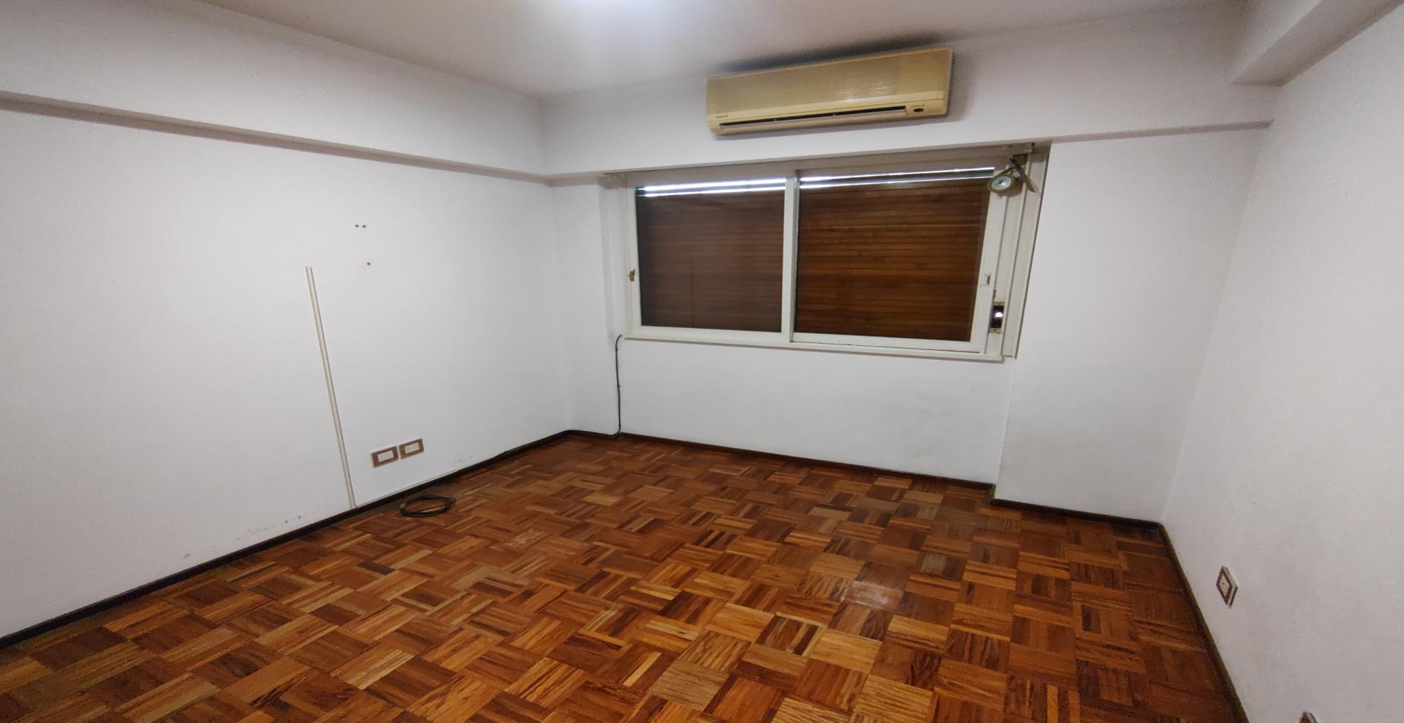 Departamento de 4 ambientes en Venta en Caballito
