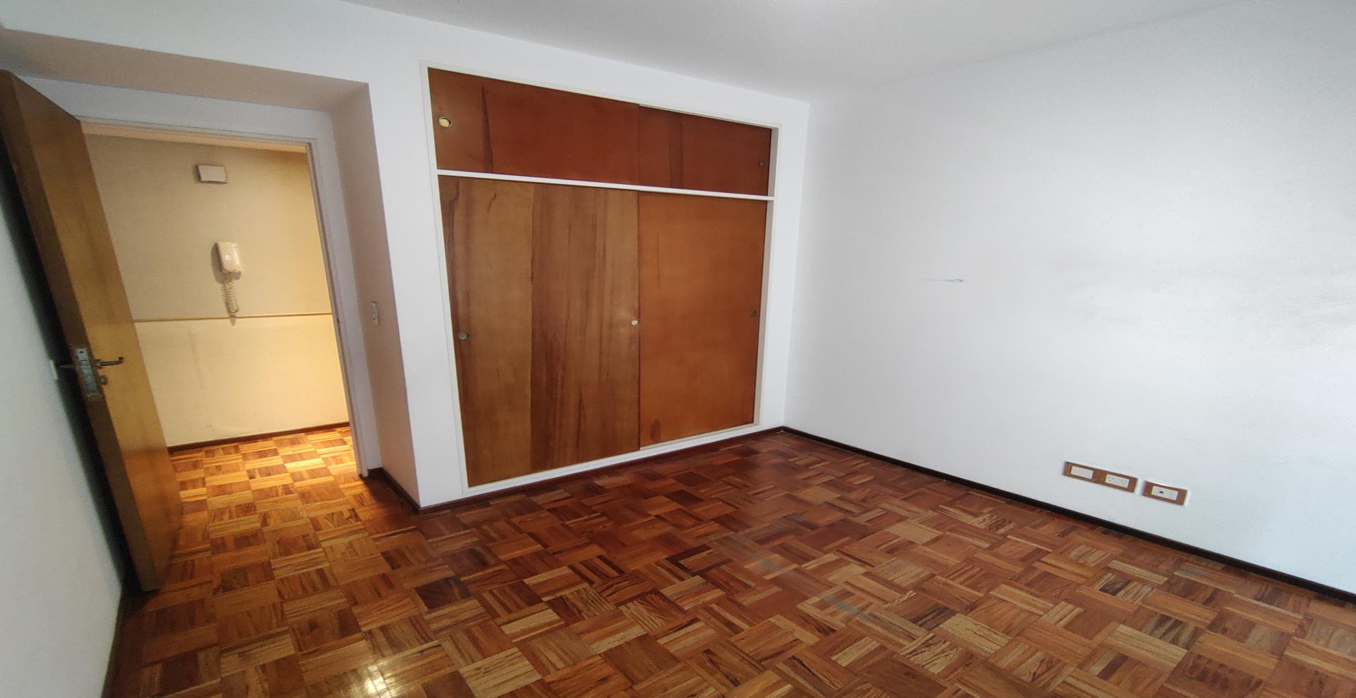 Departamento de 4 ambientes en Venta en Caballito