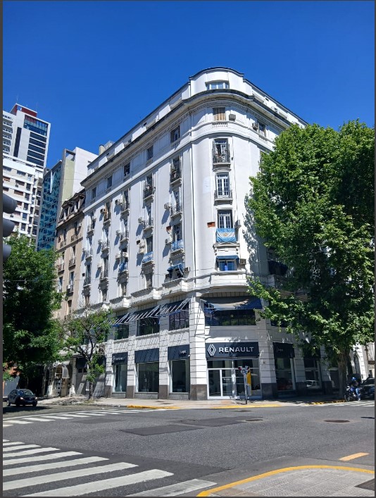 Departamento de 4 ambientes en  Venta en Monserrat. PASEO COLON al 500. Imagen 1