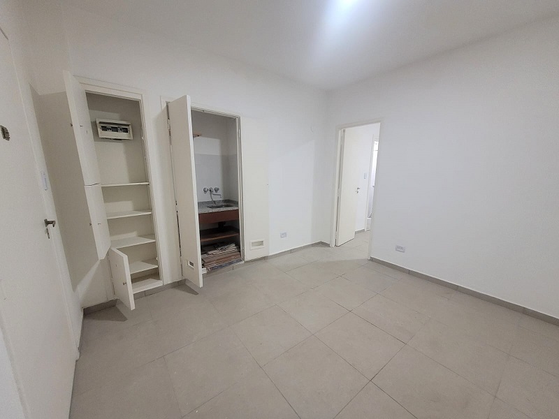 Departamento de 2 ambientes en  Venta en Balvanera. TUCUMAN al 2900. Imagen 1
