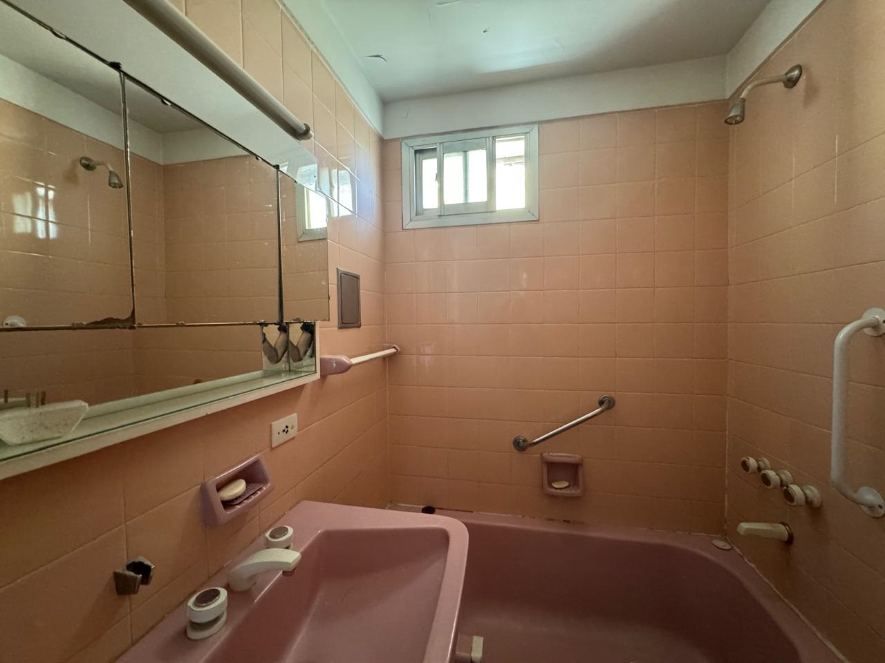 Departamento de 4 ambientes en Venta en Parque centenario
