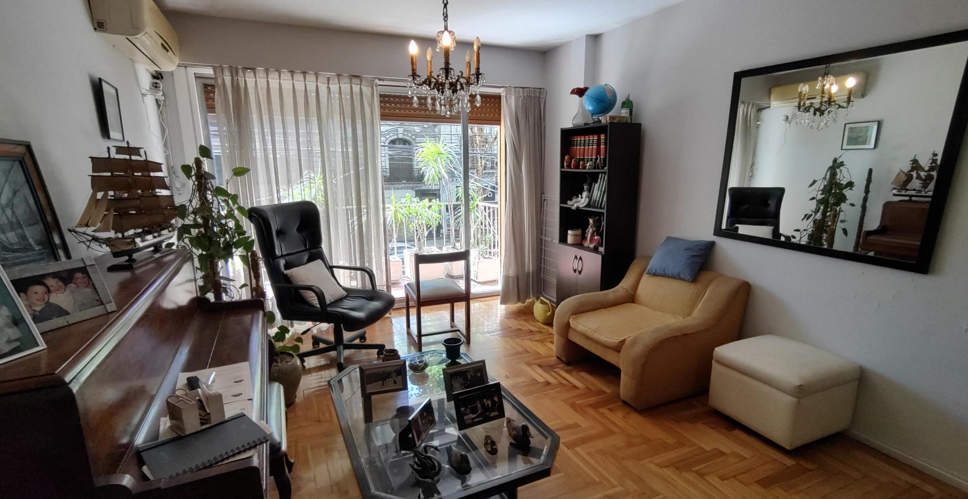 Departamento de 4 ambientes en  Venta en Almagro. CORRIENTES al 4200. Imagen 1