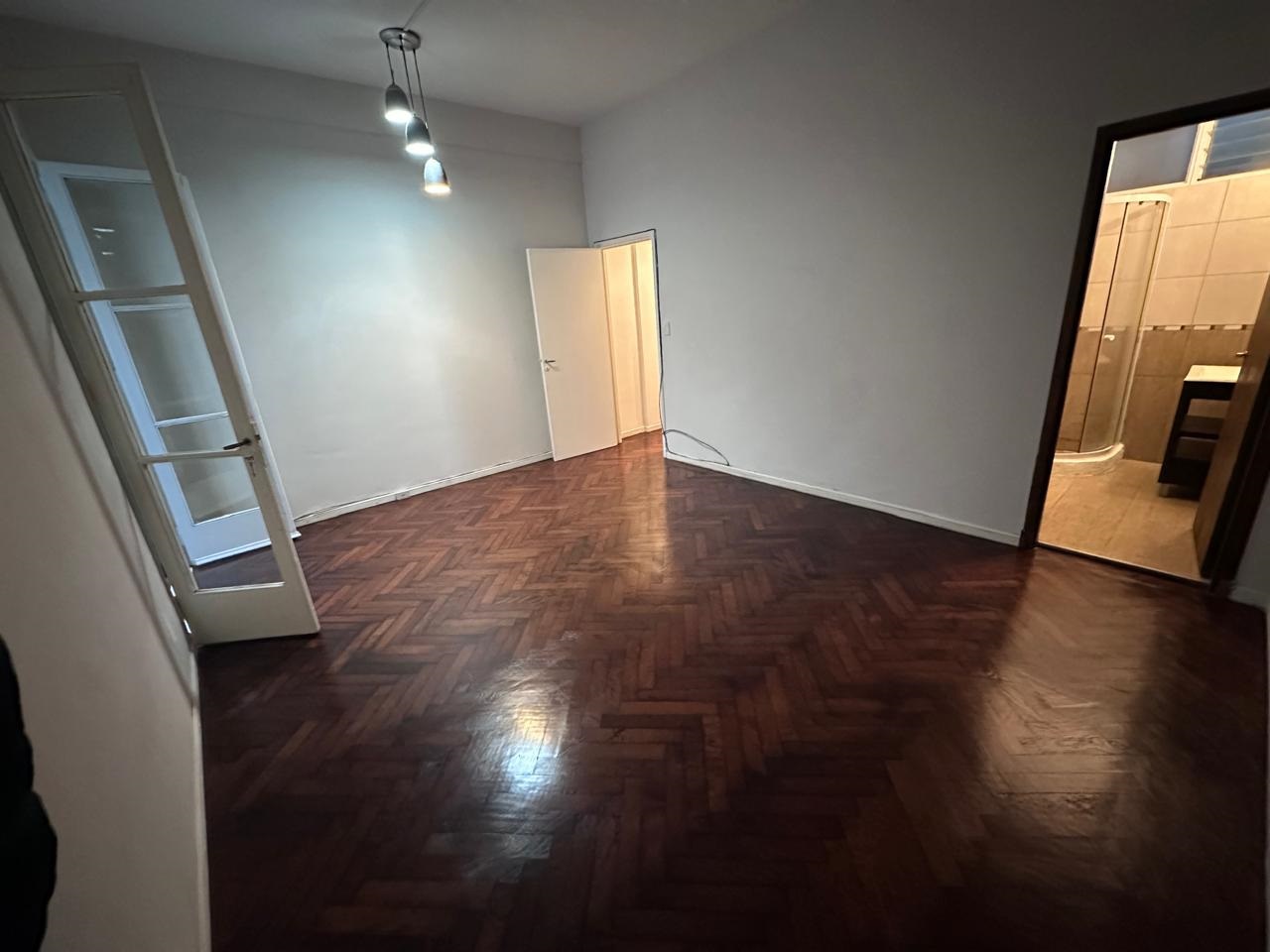 Departamento de 1 ambiente en  Alquiler en Almagro. PERON JUAN DOMINGO al 4000. Imagen 1