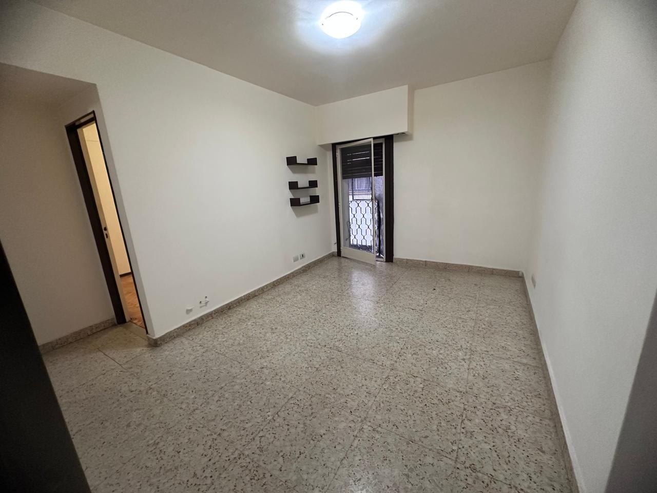 Departamento de 2 ambientes en  Alquiler en Parque Centenario. RIO DE JANEIRO al 1000. Imagen 1