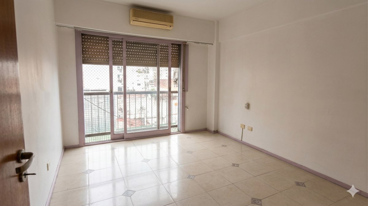 Departamento de 3 ambientes en  Venta en Villa Crespo. CORRIENTES al 5700. Imagen 1