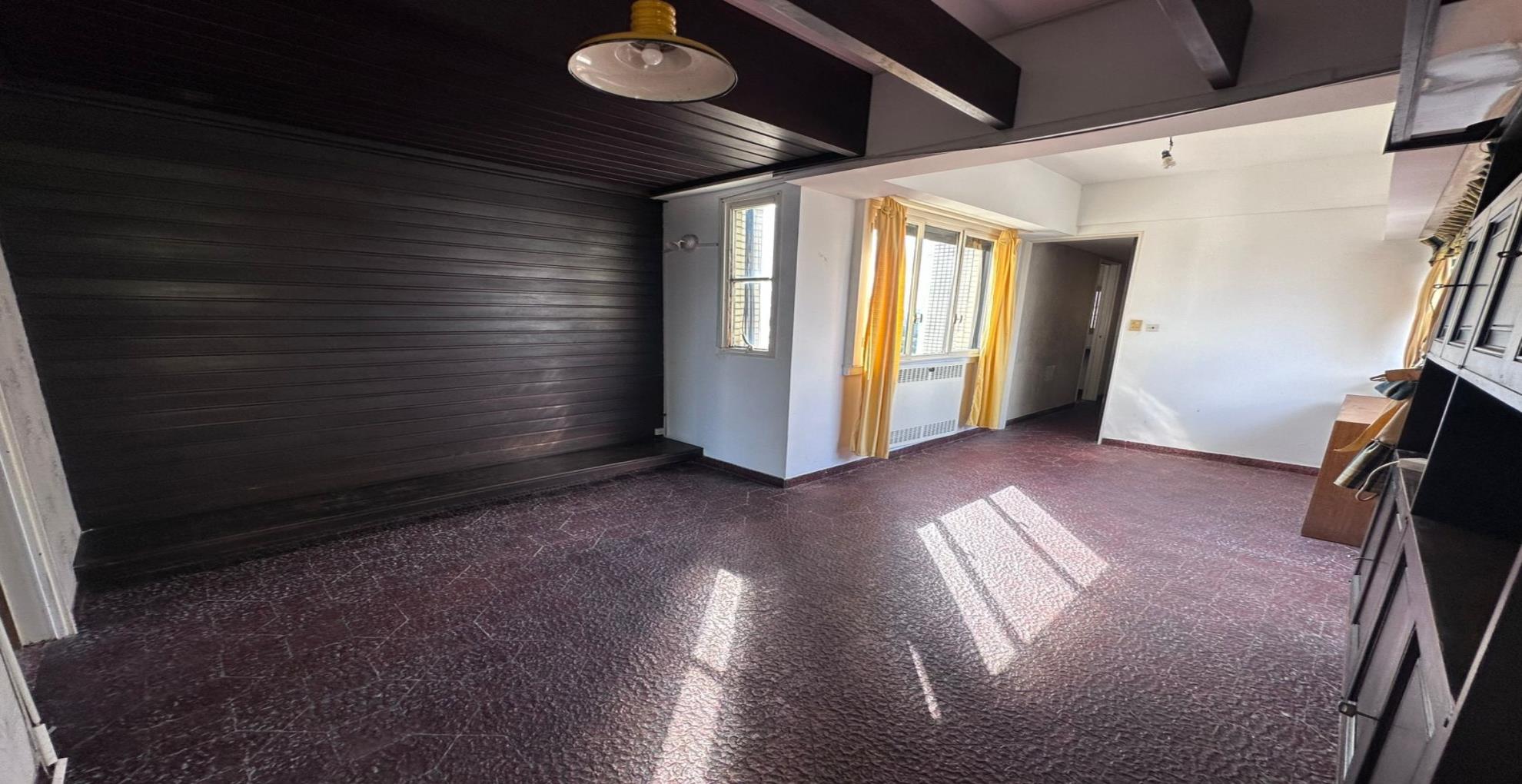 Departamento de 4 ambientes en Venta en Parque centenario