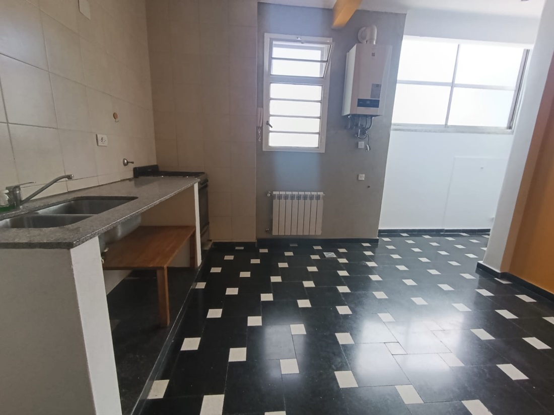 Departamento de 3 ambientes en Alquiler en Almagro