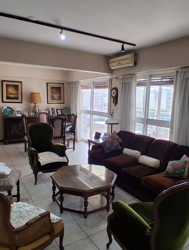 Departamento de 4 ambientes en  Venta en Villa Crespo. BRAVARD al 1100. Imagen 1