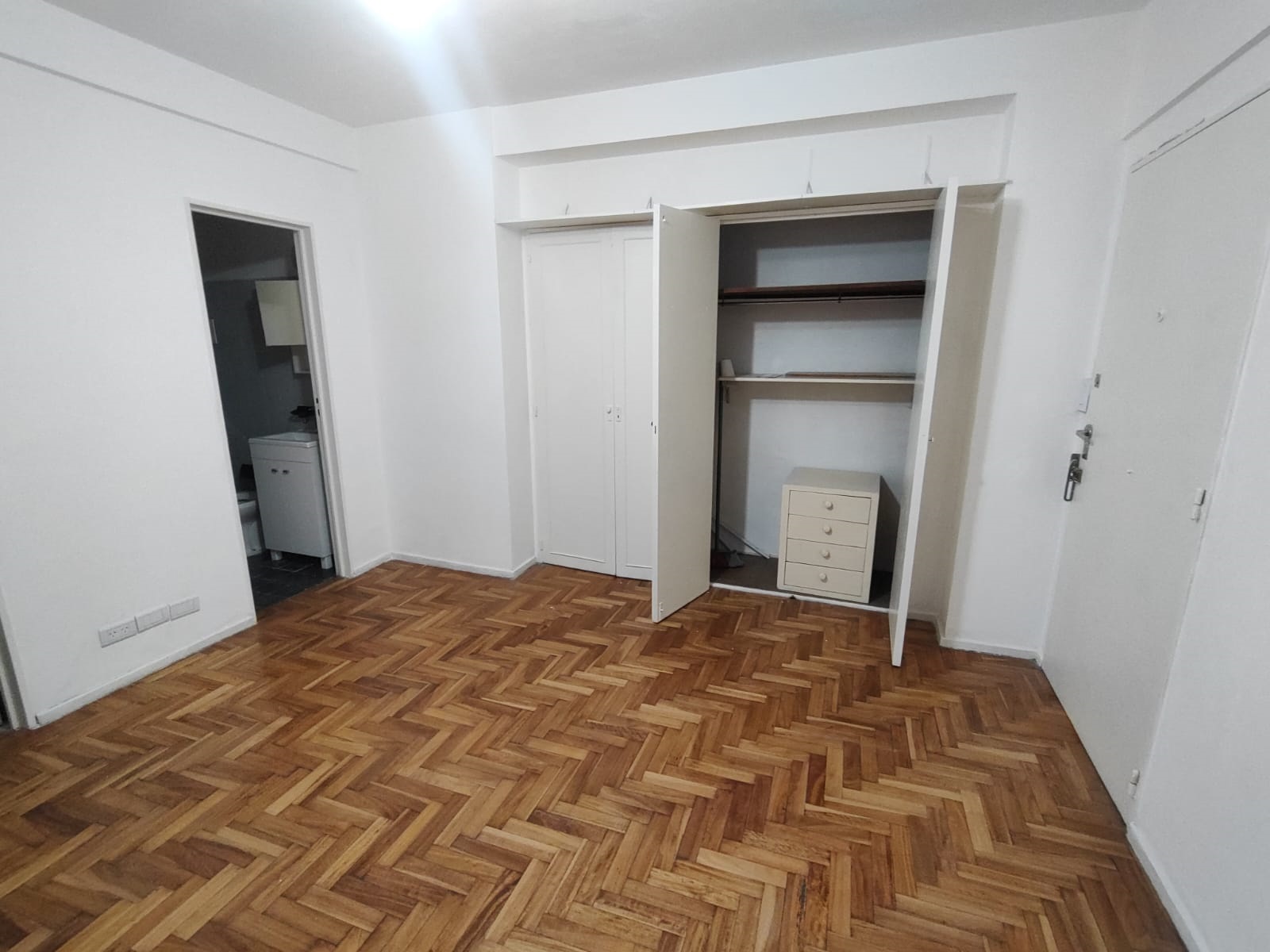 Departamento de 1 ambiente en Alquiler en Caballito