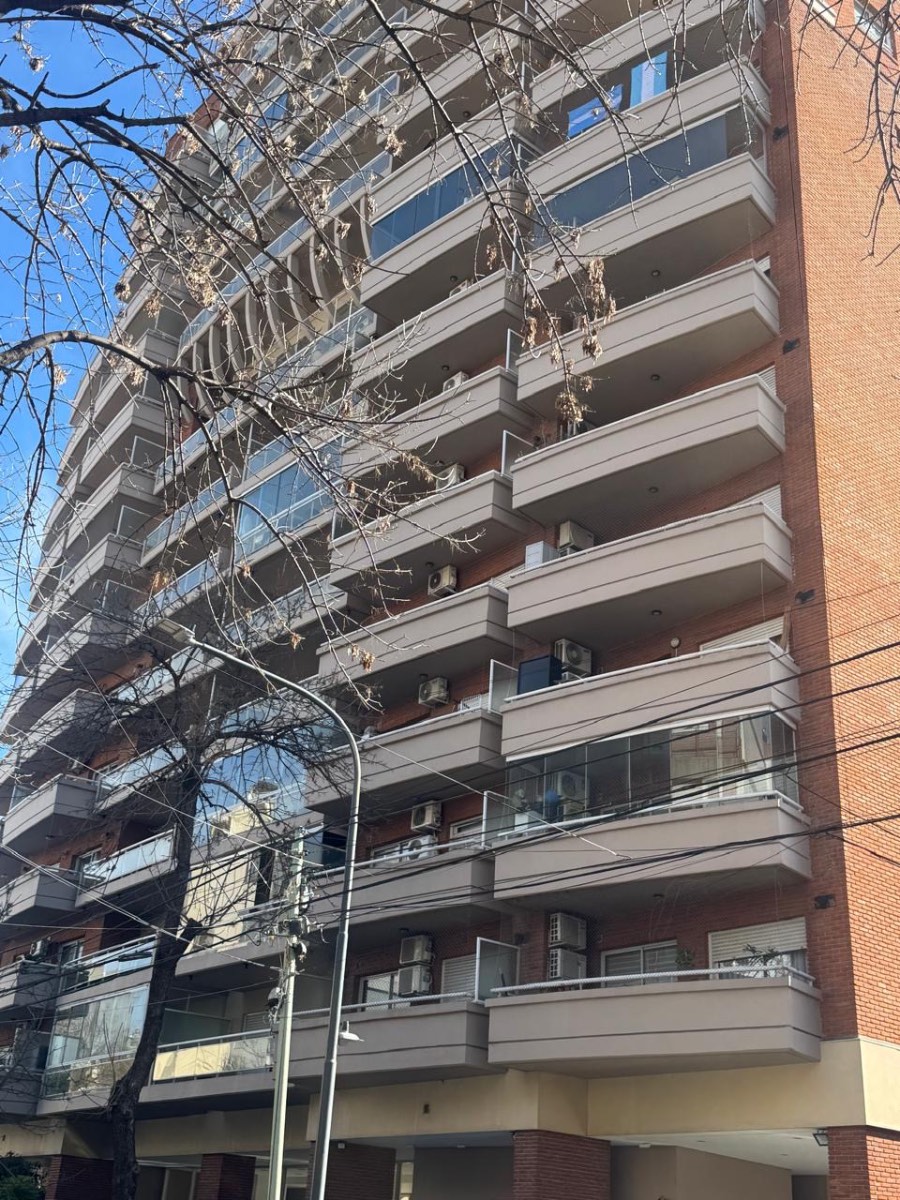 Departamento de 2 ambientes en  Venta en Almagro. LEZICA al 4200. Imagen 1