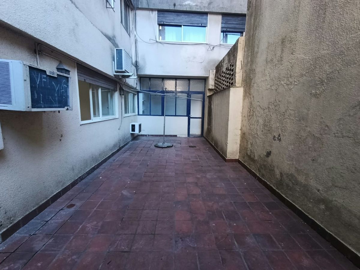 Departamento de 3 ambientes en Alquiler en Almagro