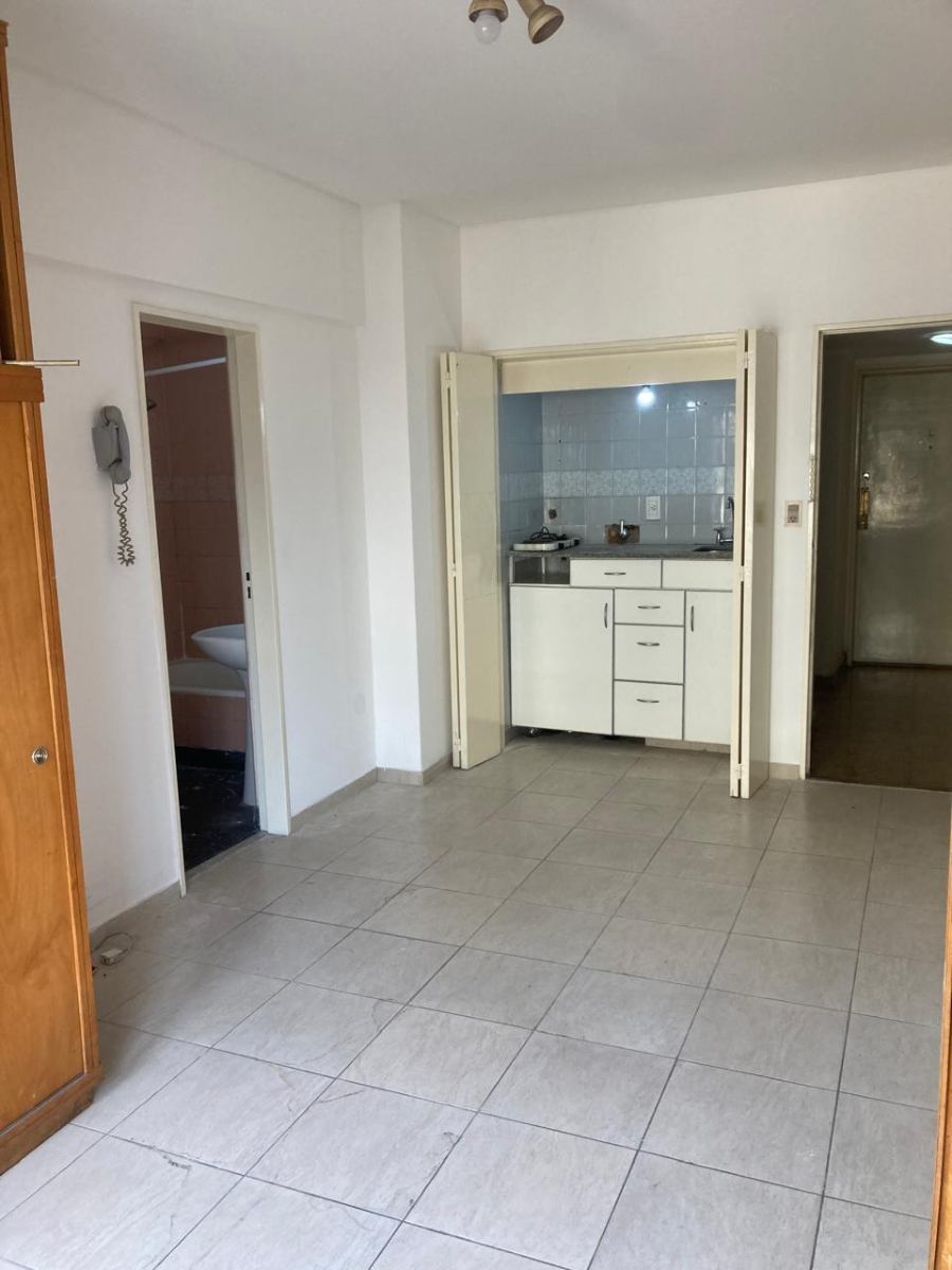 Departamento de 1 ambiente en  Venta en Congreso. HIPOLITO YRIGOYEN al 1300. Imagen 1