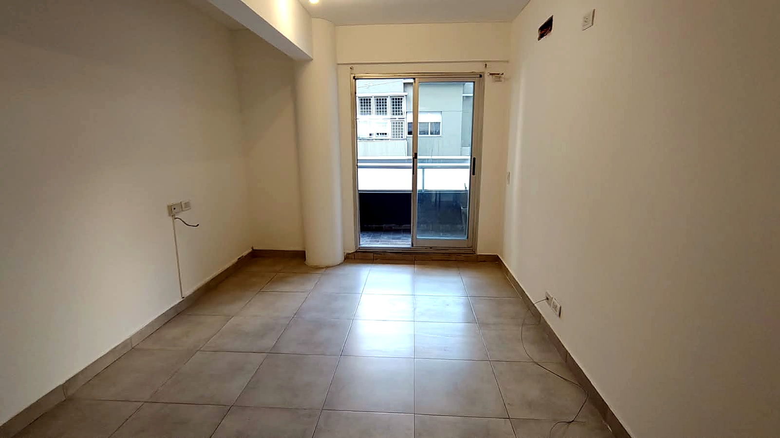 Departamento de 2 ambientes en  Alquiler en Villa Crespo. LUIS MARIA DRAGO al 0. Imagen 1