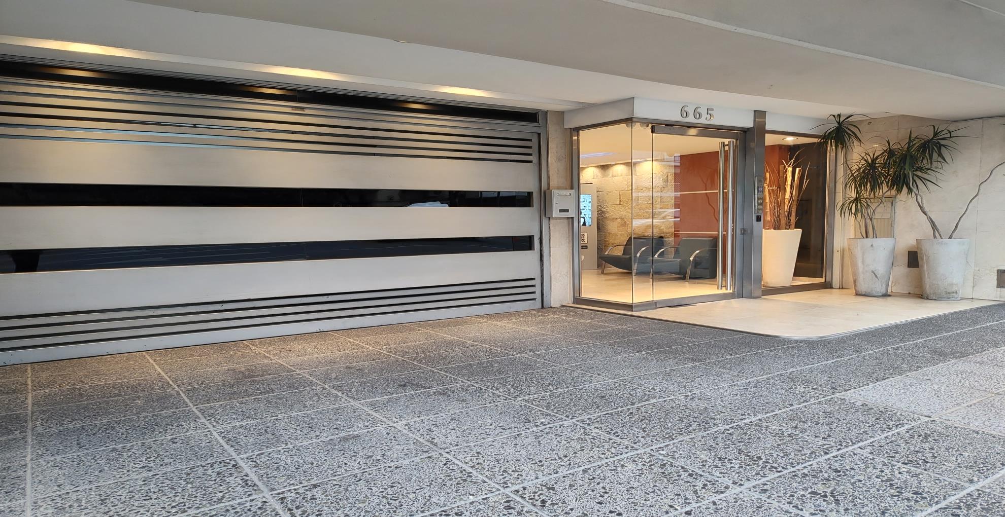 Departamento de 4 ambientes en  Alquiler en Parque Centenario. GALLARDO ANGEL al 600. Imagen 1