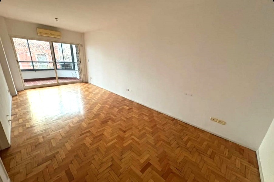 Departamento de 3 ambientes en  Alquiler en Almagro. BILLINGHURST al 900. Imagen 1