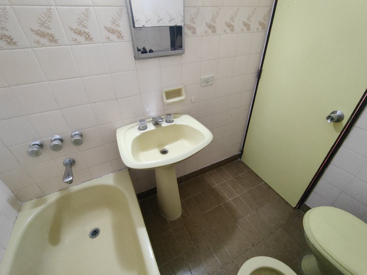 Departamento de 2 ambientes en Venta en Almagro