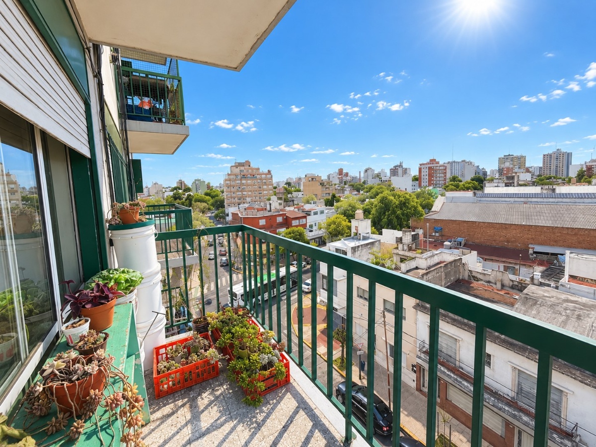 Departamento de 2 ambientes en  Venta en Floresta. SEGUROLA al 700. Imagen 1