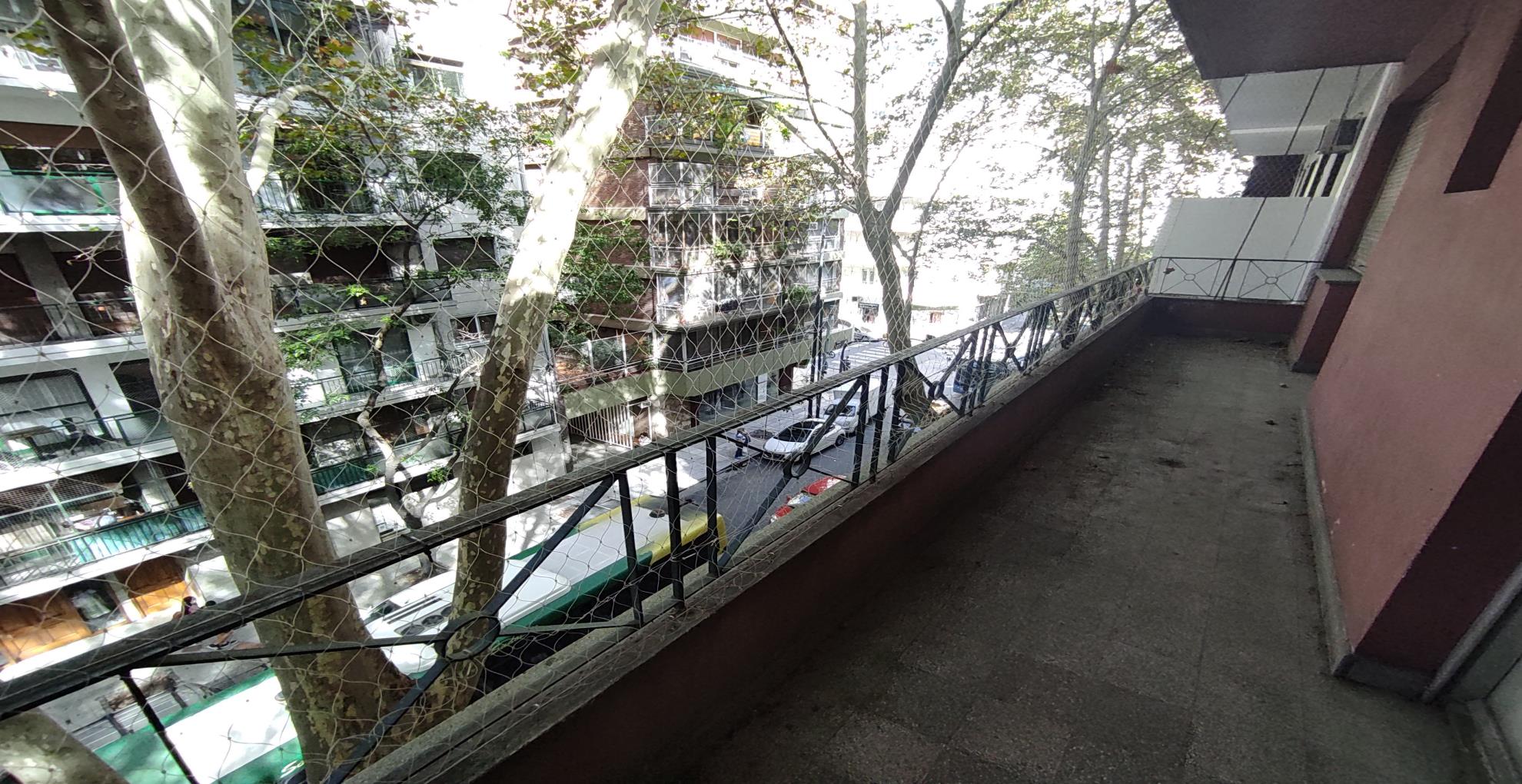Depto.tipo casa de 4 ambientes en Venta en Caballito