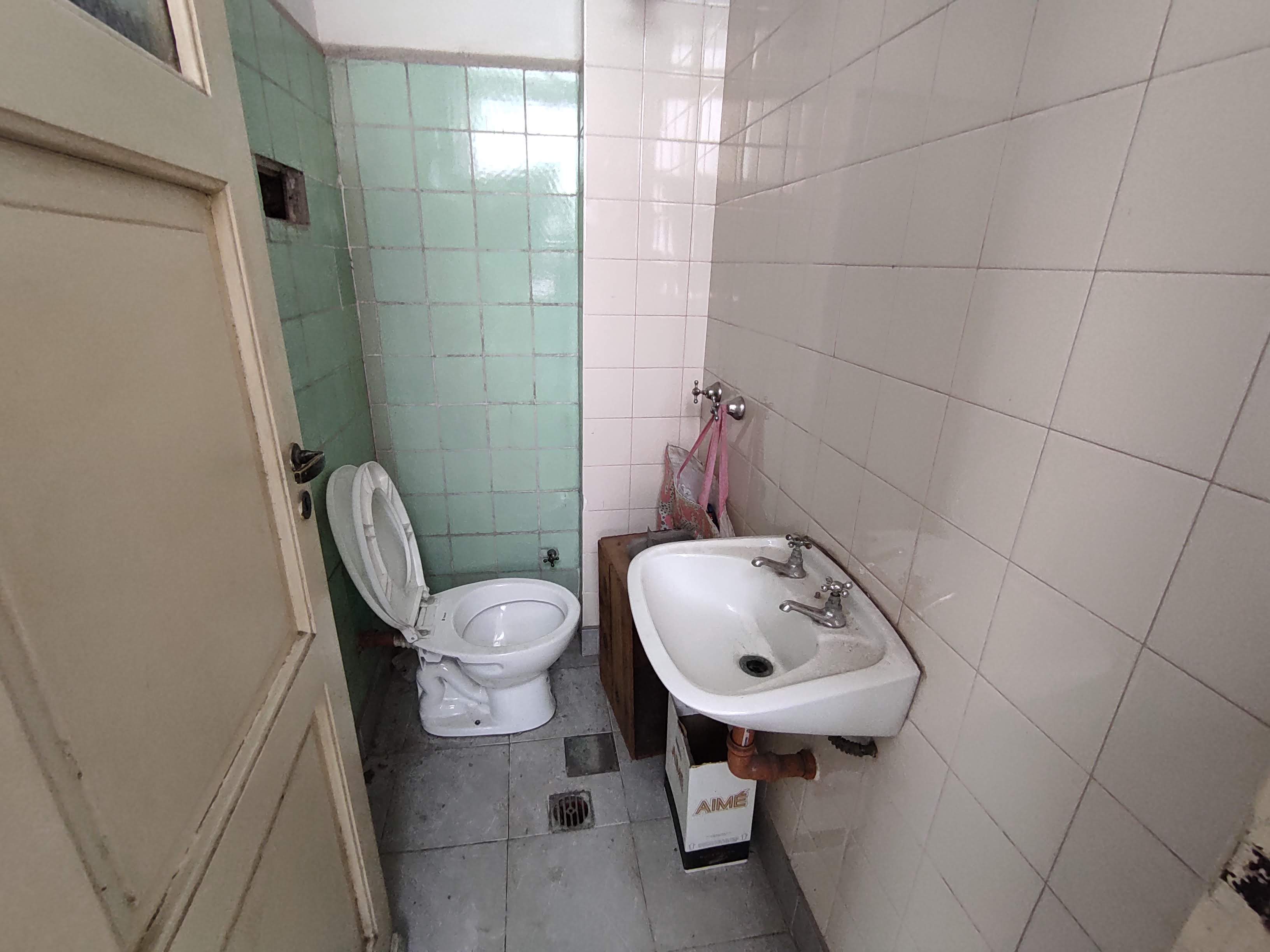 Depto.tipo casa de 4 ambientes en Venta en Caballito