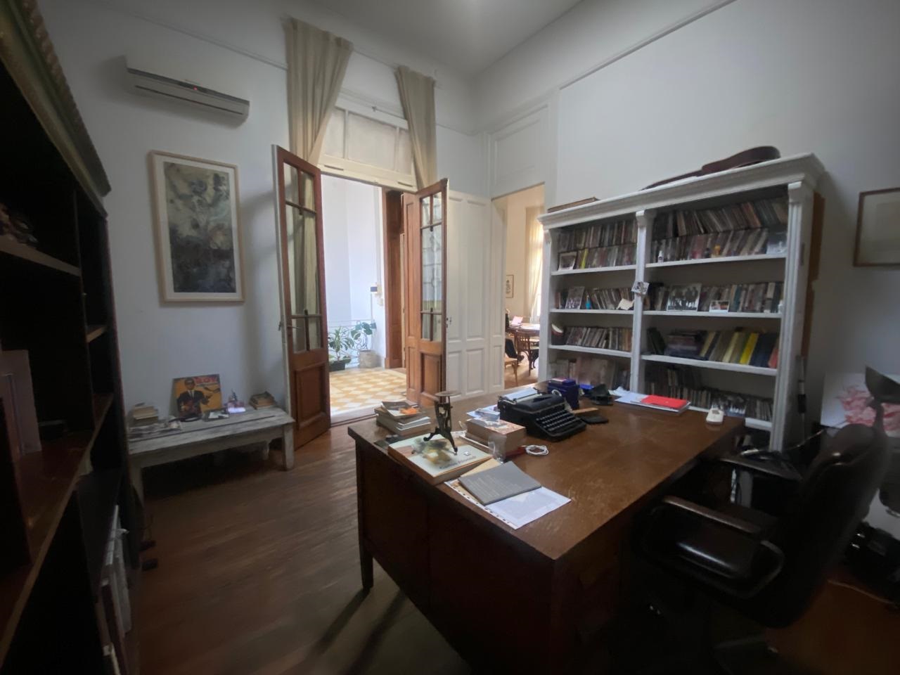 Depto.tipo casa de 4 ambientes en Venta en Parque centenario