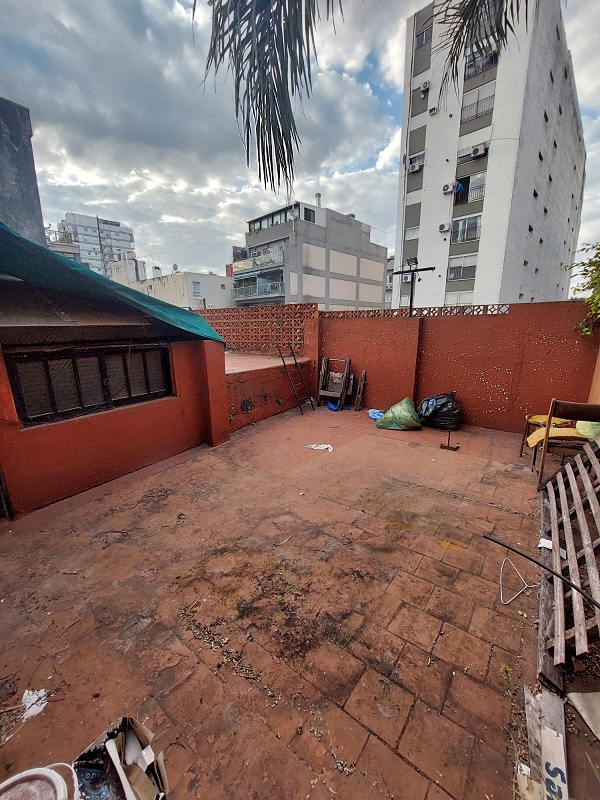 Depto.tipo casa de 6 ambientes en  Venta en Palermo. NICETO VEGA al 4800. Imagen 1