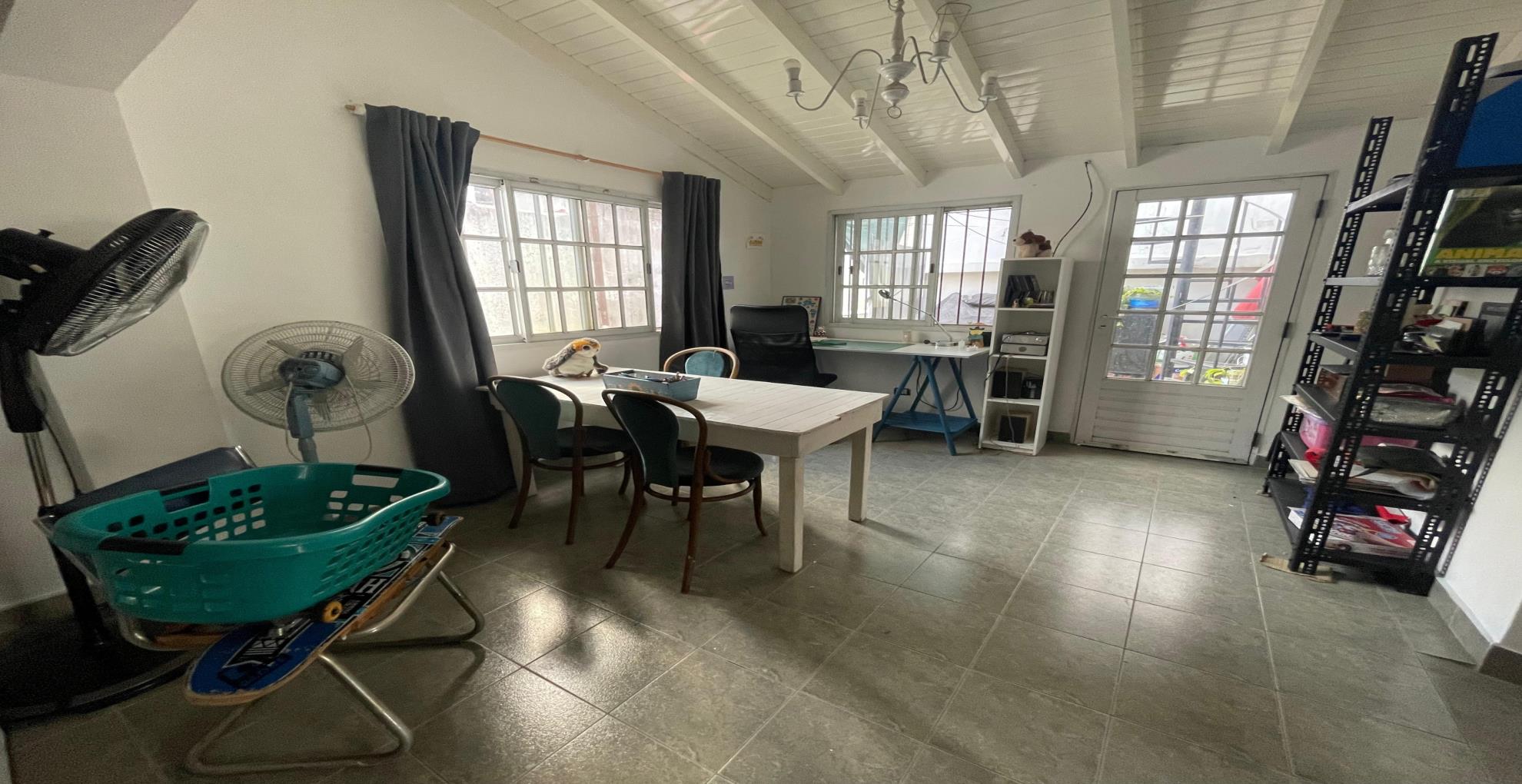 Depto.tipo casa de 5 ambientes en Venta en Caballito