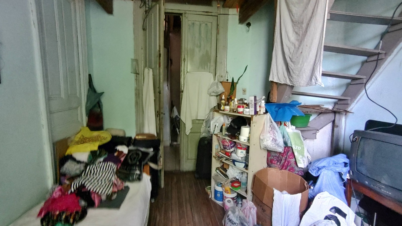 Depto.tipo casa de 6 ambientes en Venta en Almagro