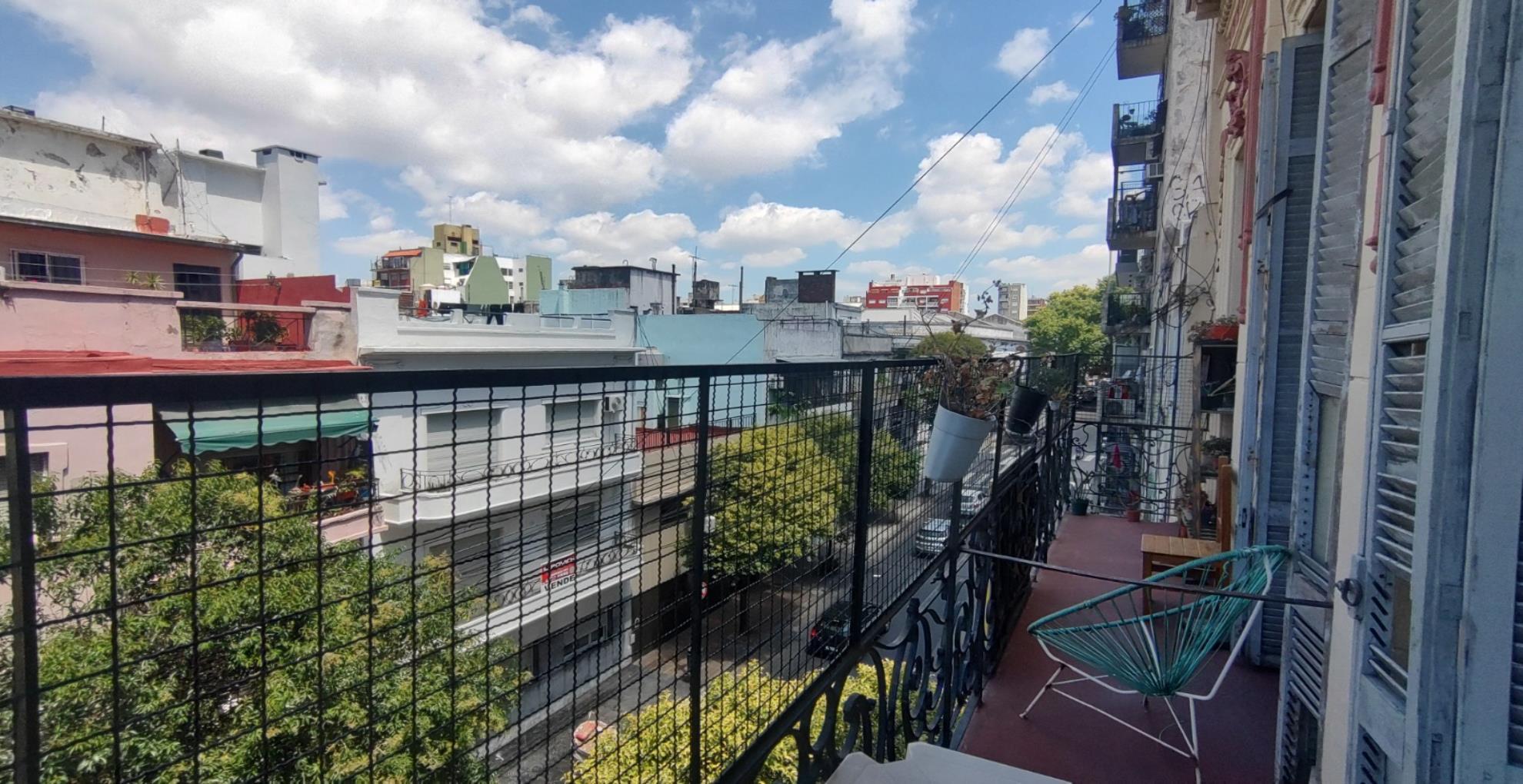 Depto.tipo casa de 7 ambientes en Venta en Almagro