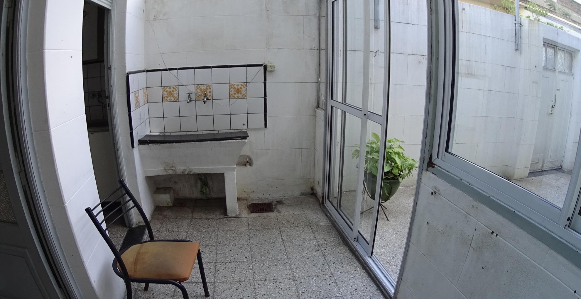 Depto.tipo casa de 3 ambientes en Venta en Balvanera