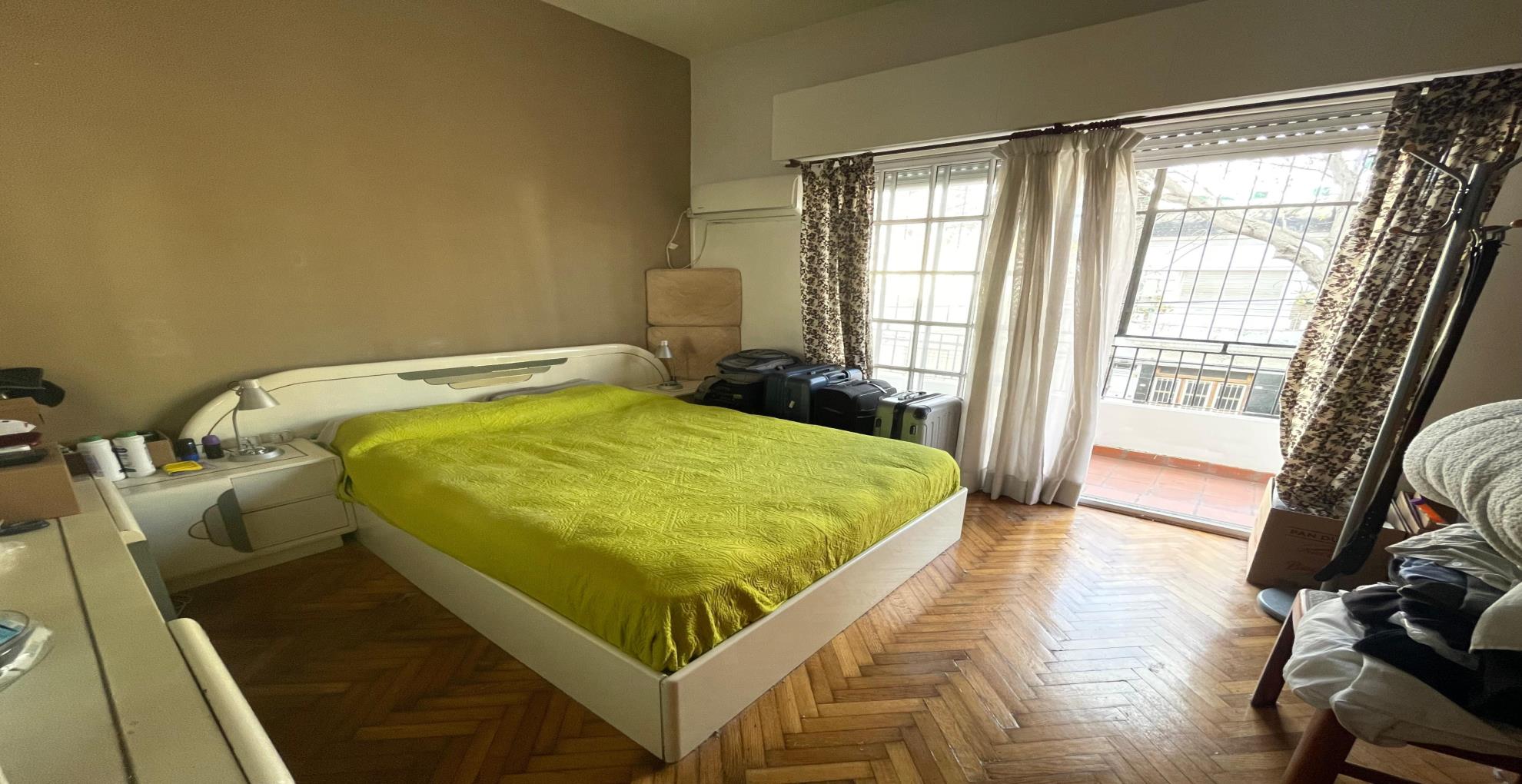 Depto.tipo casa de 5 ambientes en Venta en Villa crespo