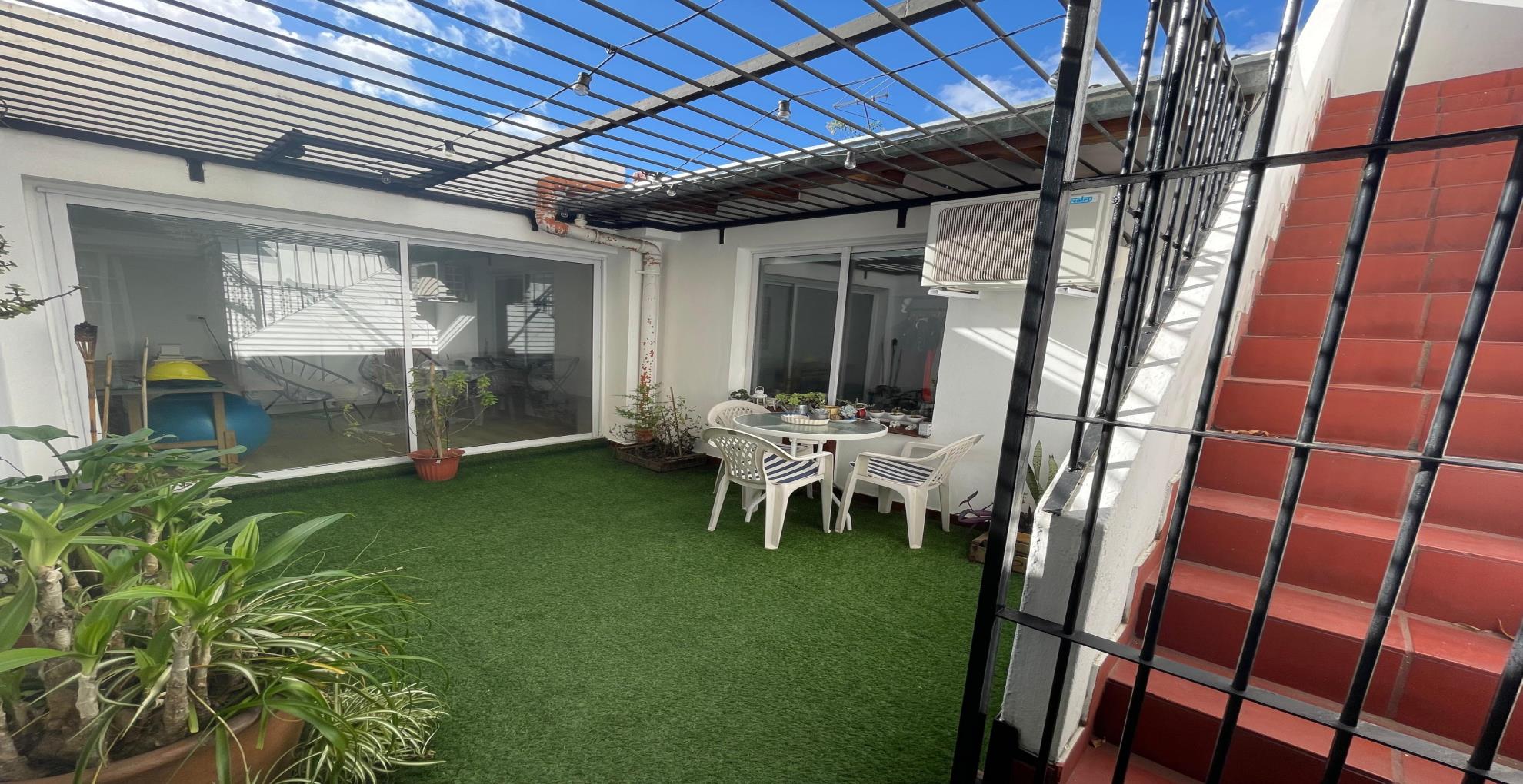 Depto.tipo casa de 5 ambientes en Venta en Villa crespo