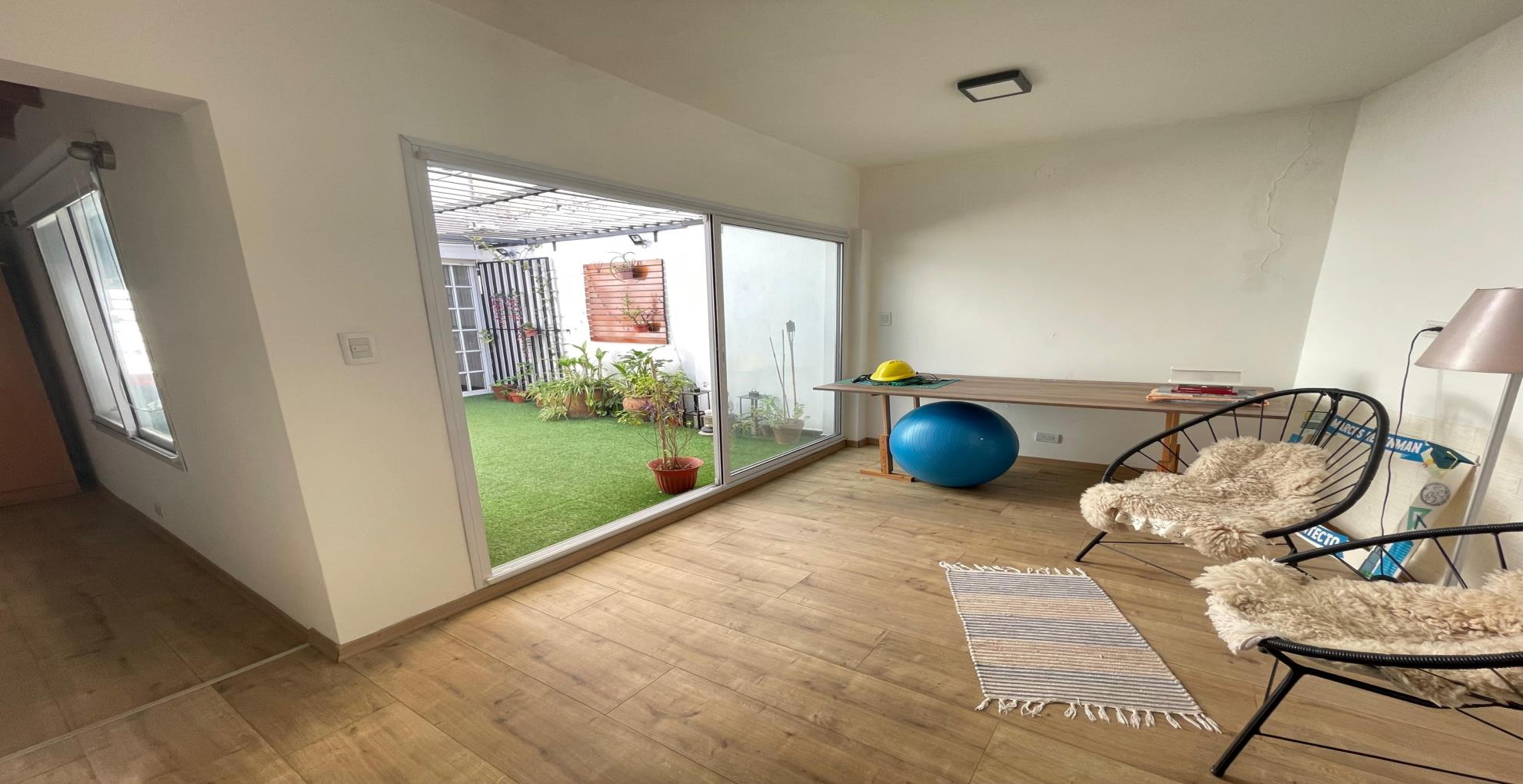 Depto.tipo casa de 5 ambientes en Venta en Villa crespo
