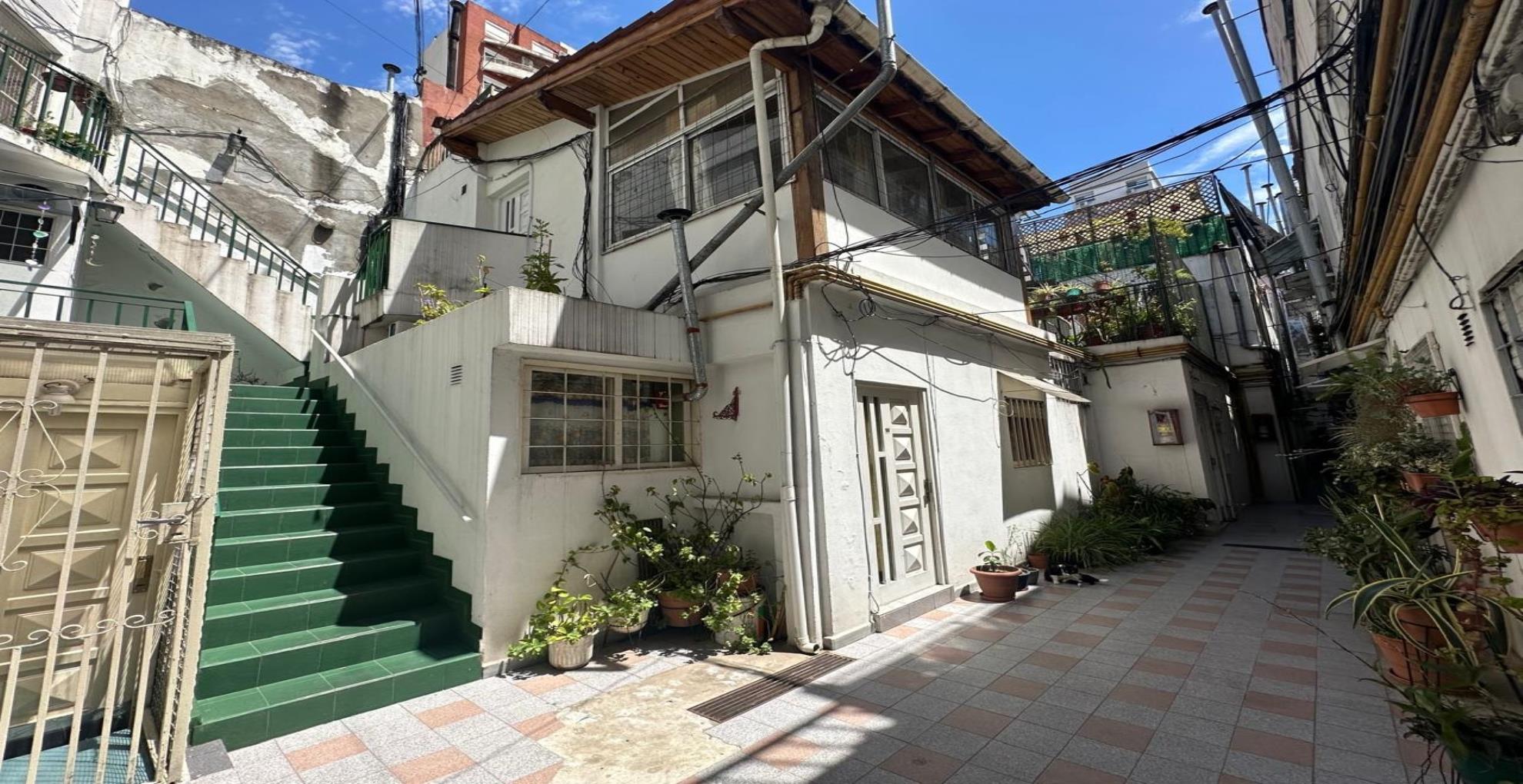 Depto.tipo casa de 3 ambientes en Venta en Almagro