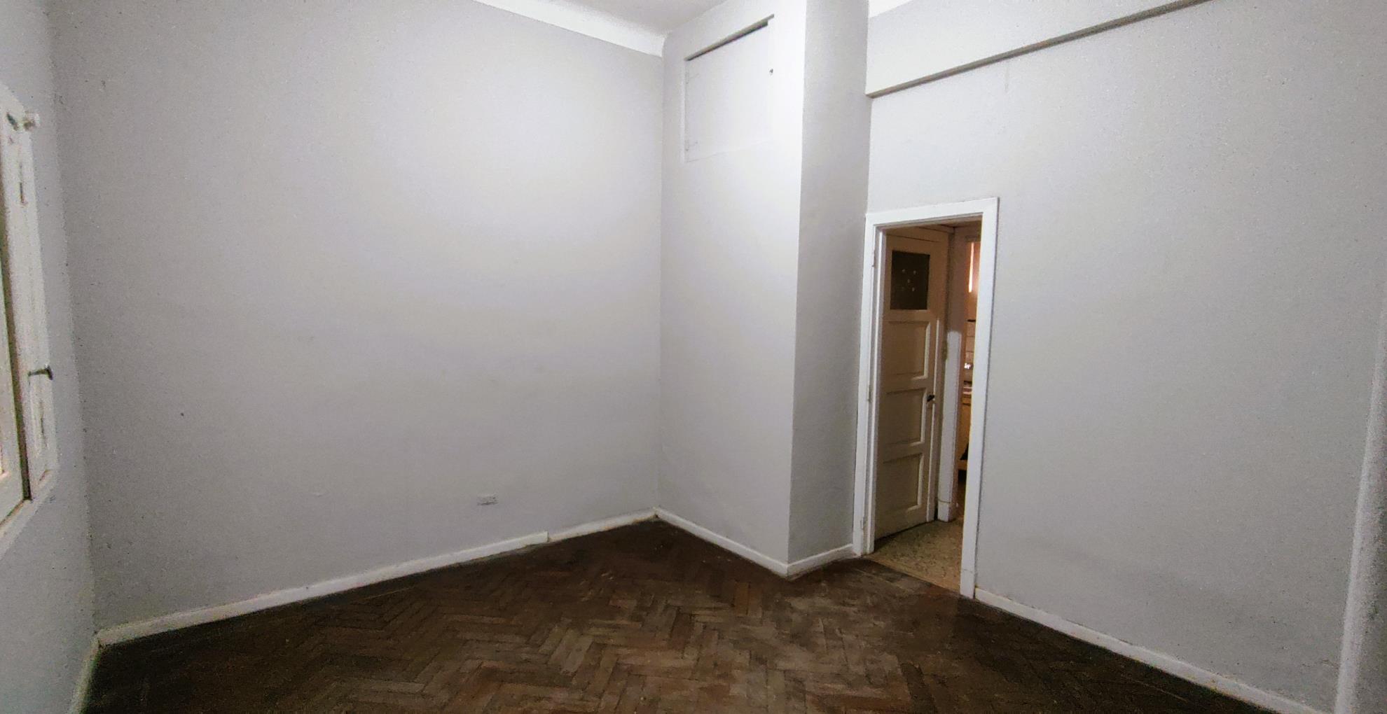Depto.tipo casa de 2 ambientes en Venta en Caballito