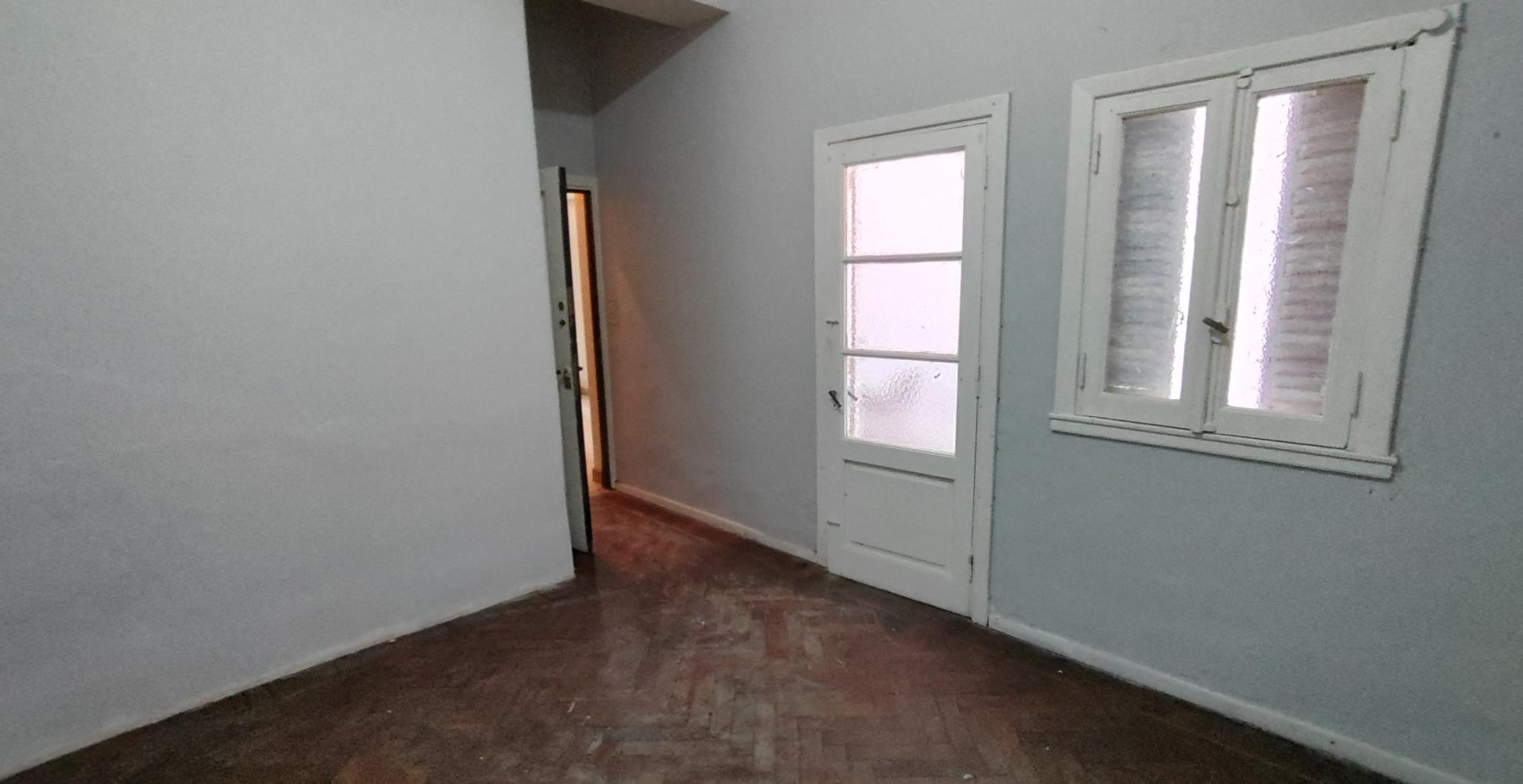 Depto.tipo casa de 2 ambientes en Venta en Caballito