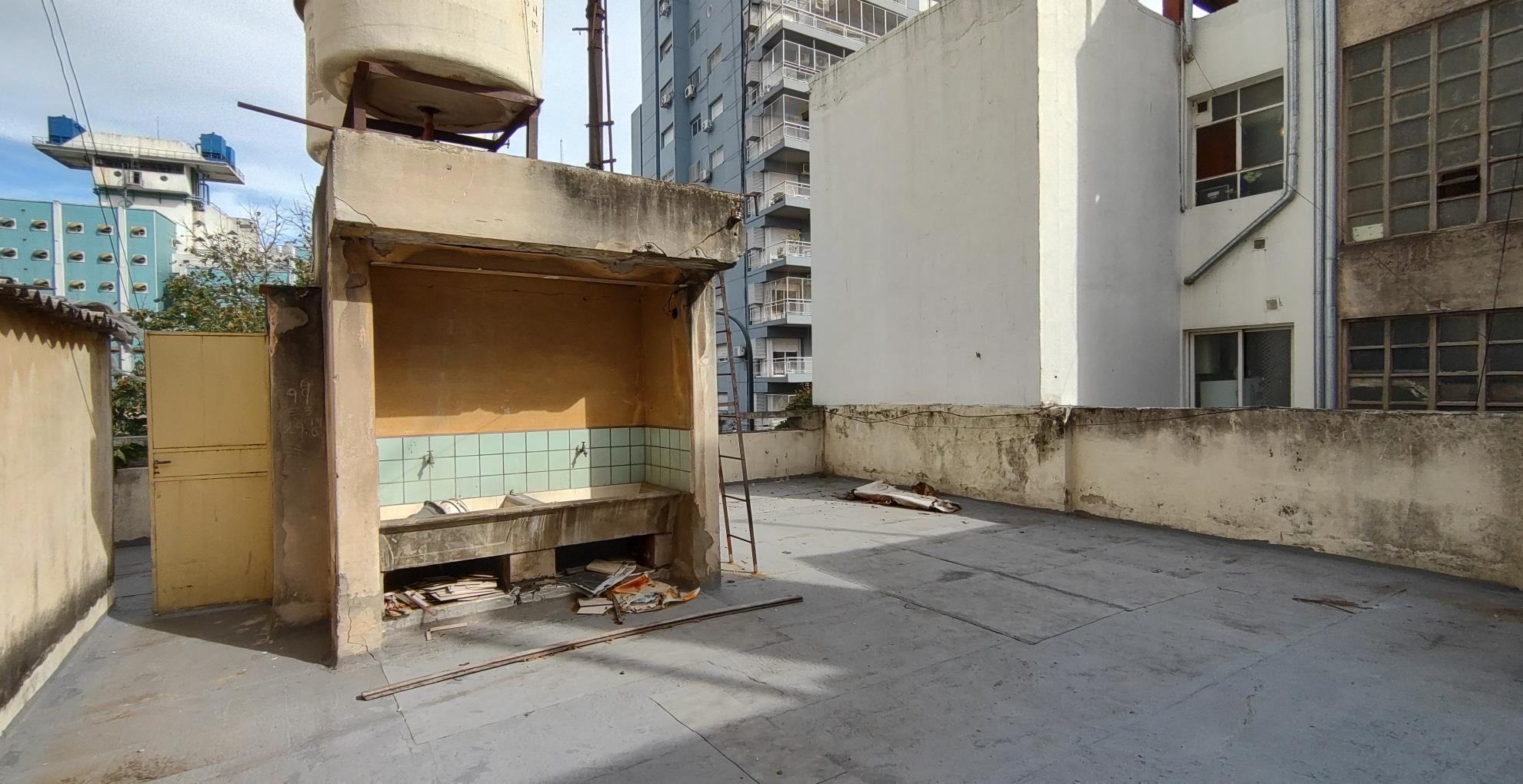 Depto.tipo casa de 2 ambientes en Venta en Caballito