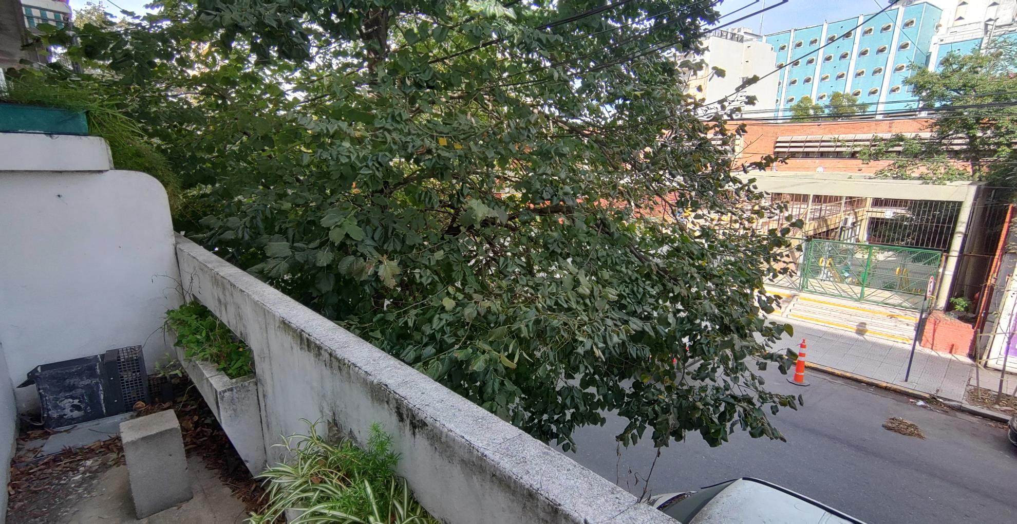 Depto.tipo casa de 3 ambientes en Venta en Caballito