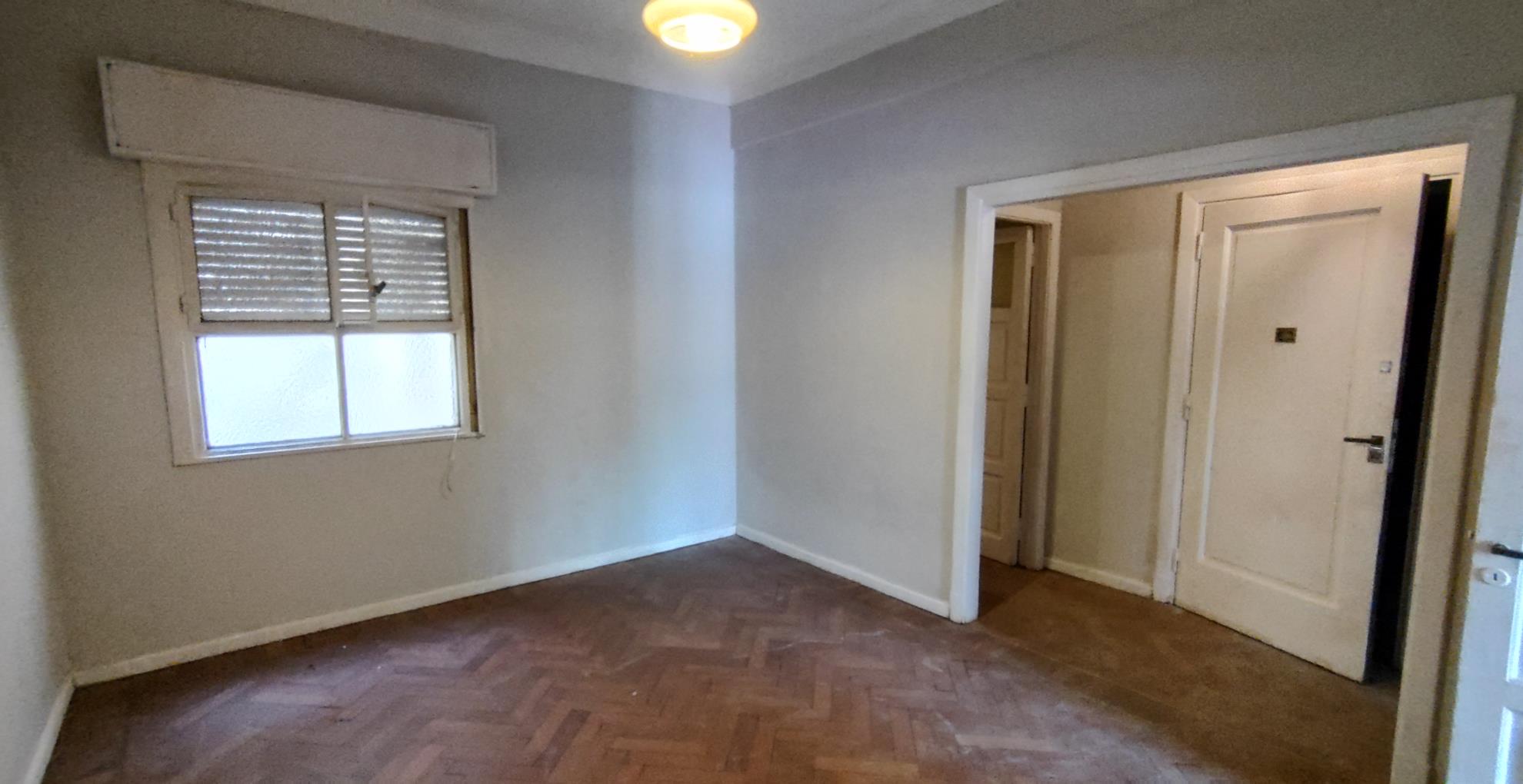 Depto.tipo casa de 3 ambientes en Venta en Caballito