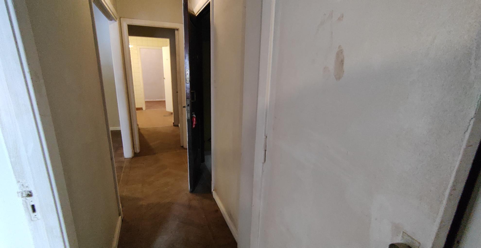 Depto.tipo casa de 3 ambientes en Venta en Caballito