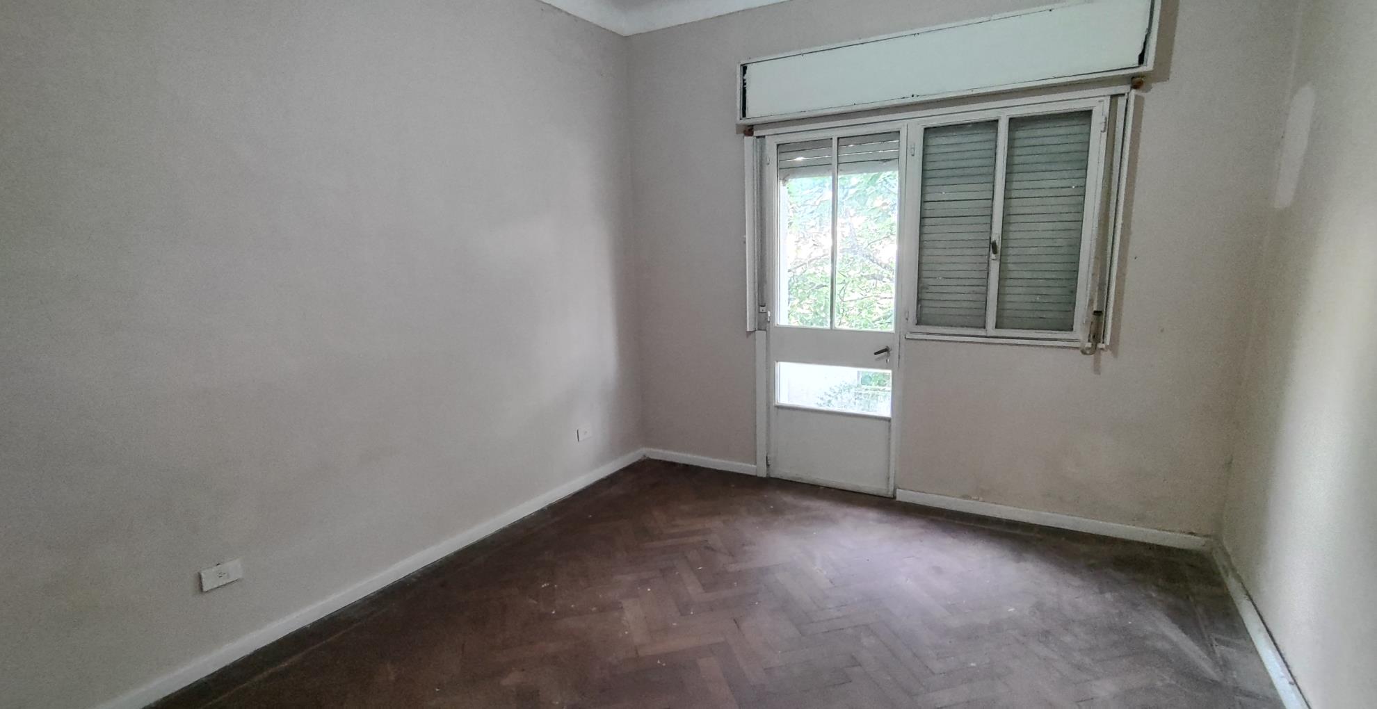 Depto.tipo casa de 3 ambientes en Venta en Caballito