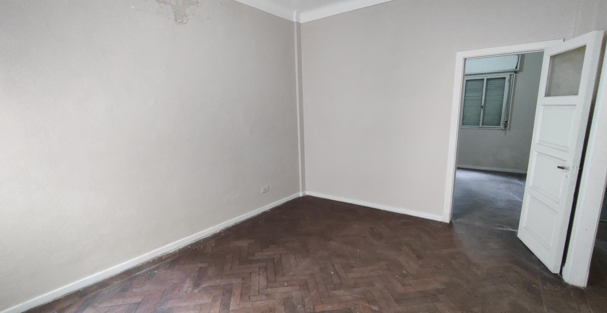 Depto.tipo casa de 3 ambientes en Venta en Caballito