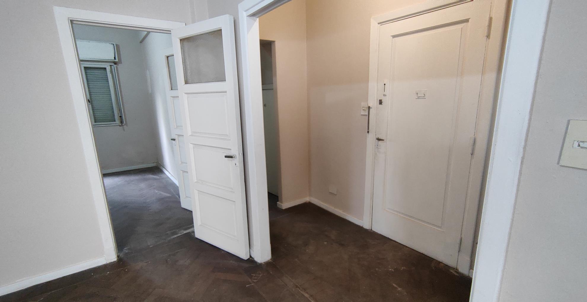 Depto.tipo casa de 3 ambientes en Venta en Caballito