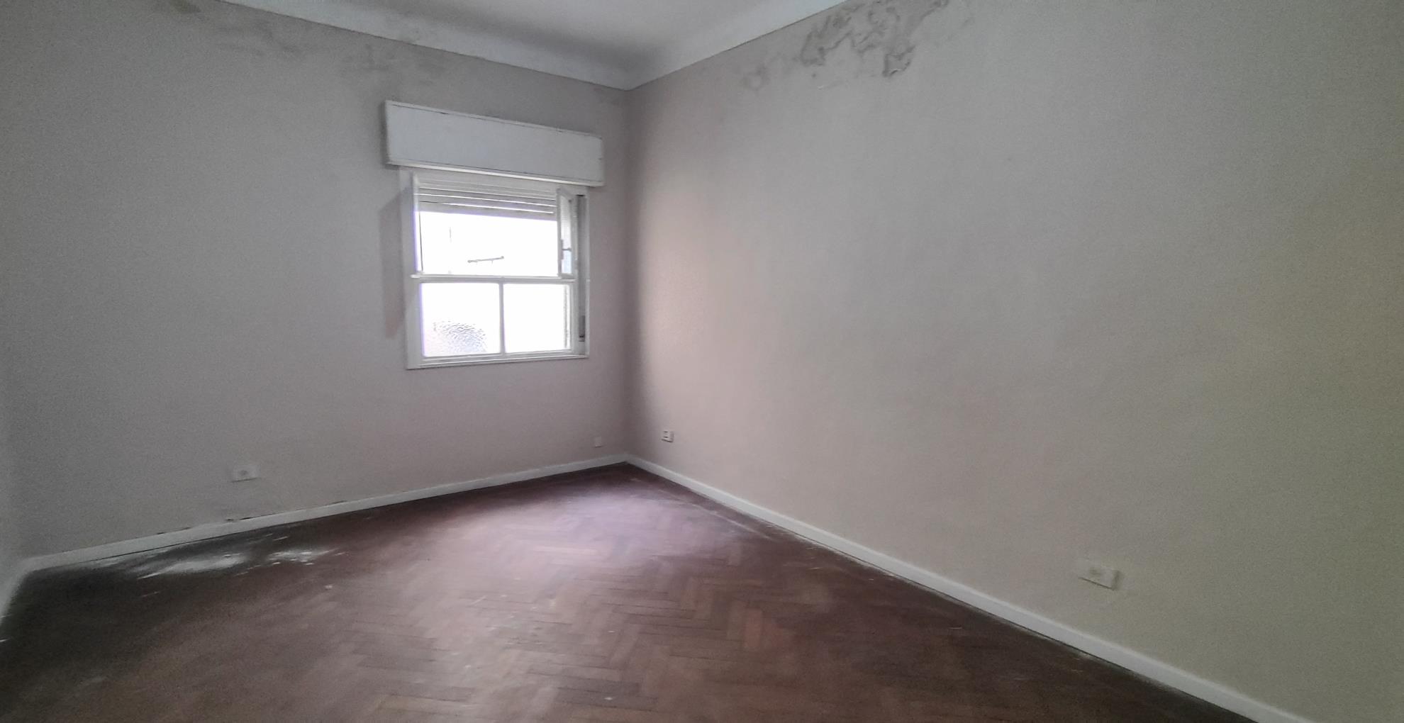 Depto.tipo casa de 3 ambientes en Venta en Caballito