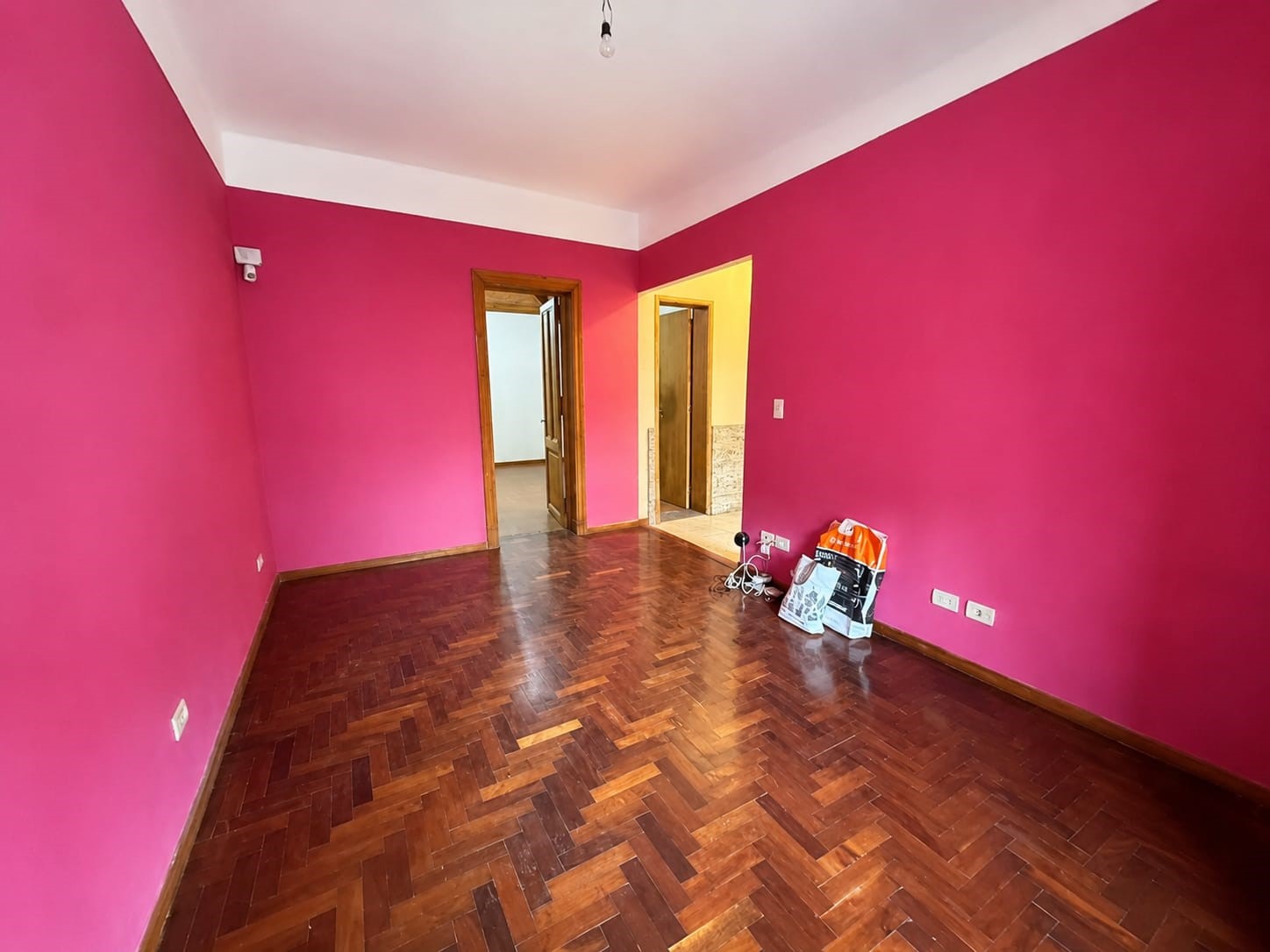 Depto.tipo casa de 3 ambientes en Venta en Flores
