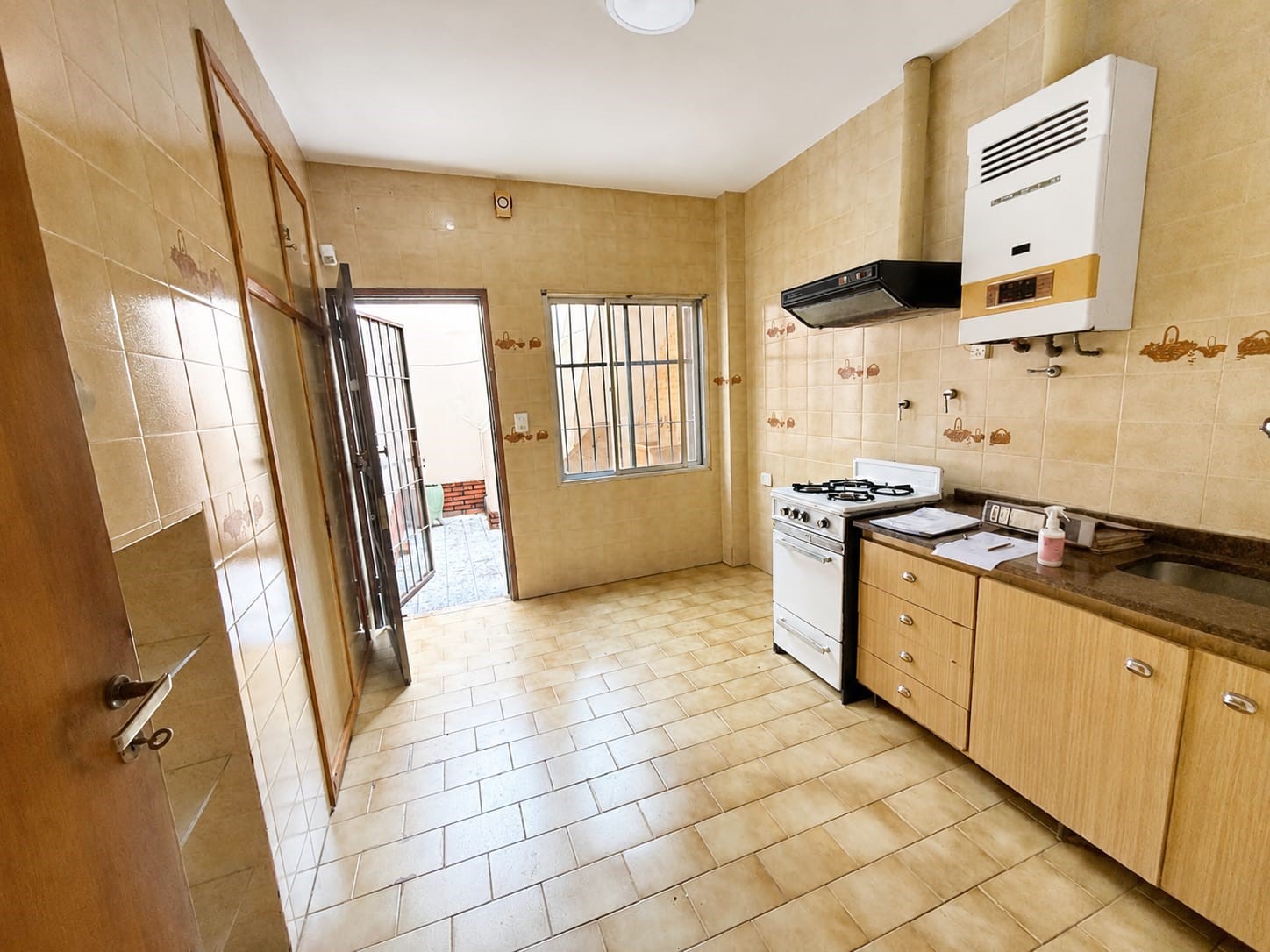 Depto.tipo casa de 3 ambientes en Venta en Flores