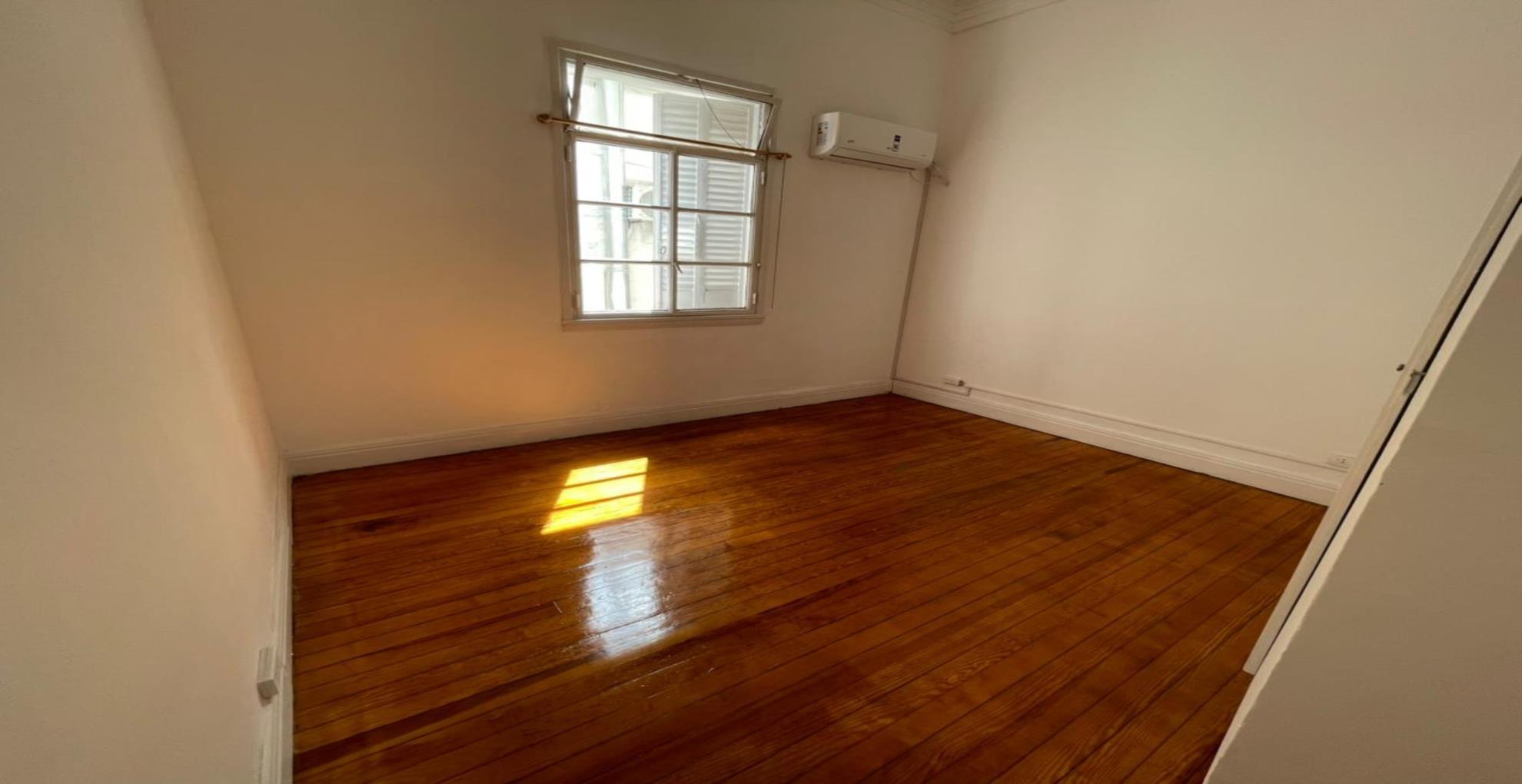 Depto.tipo casa de 3 ambientes en Alquiler en Palermo